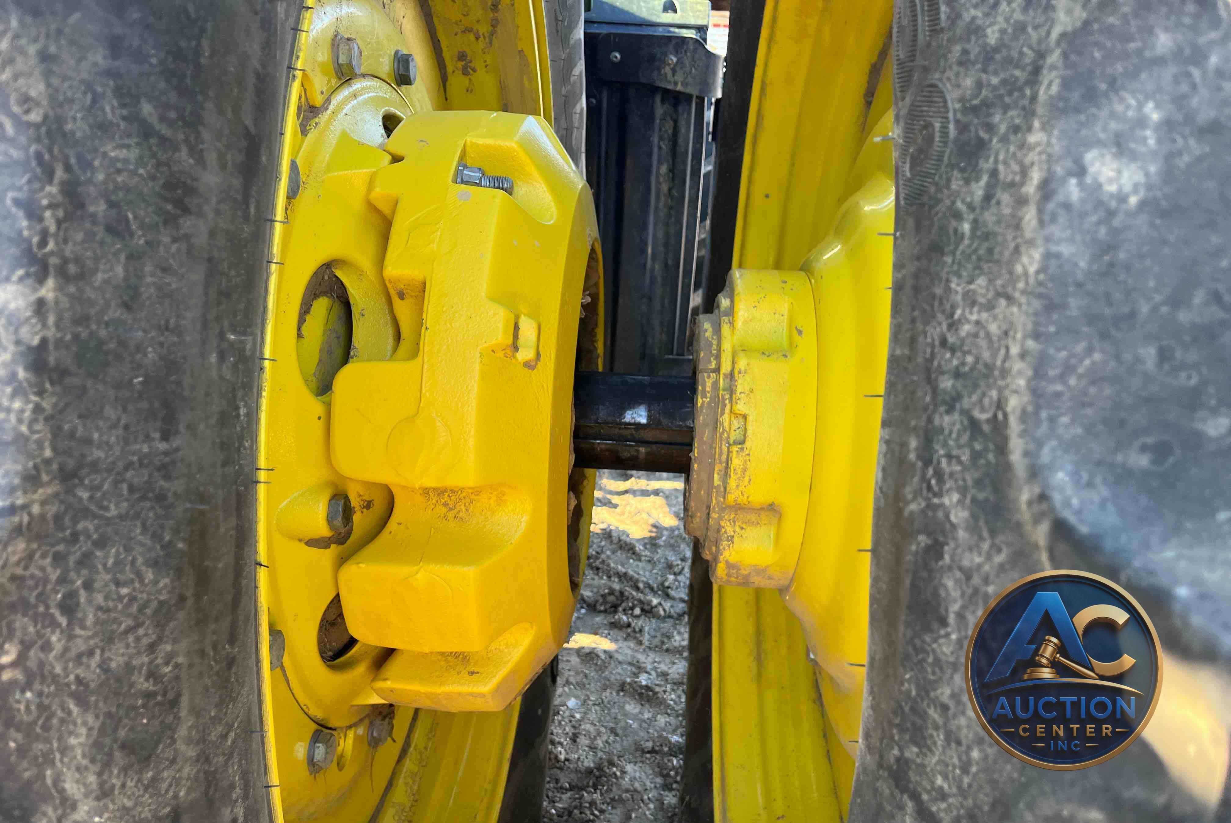 2017 John Deere 8370R