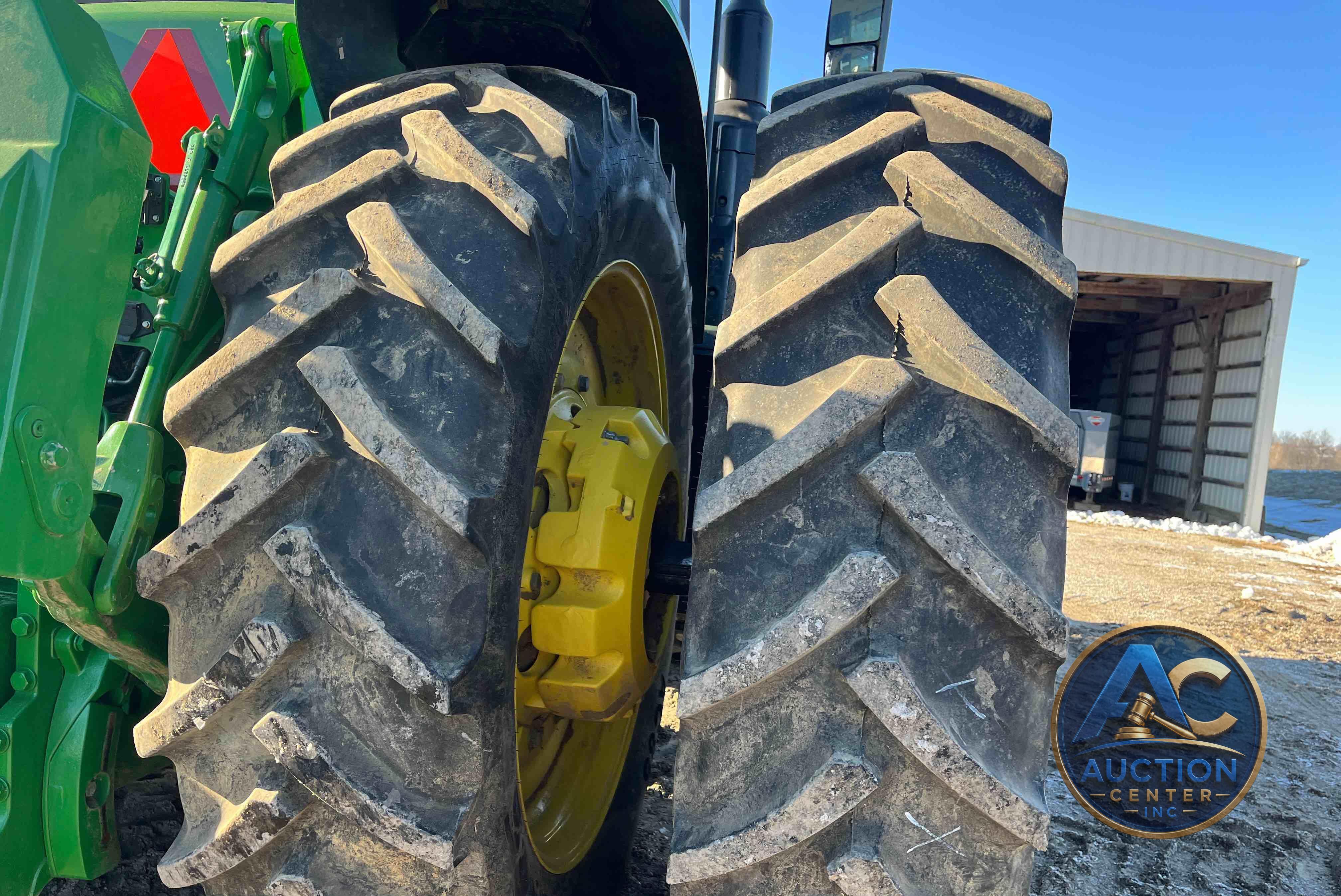 2017 John Deere 8370R
