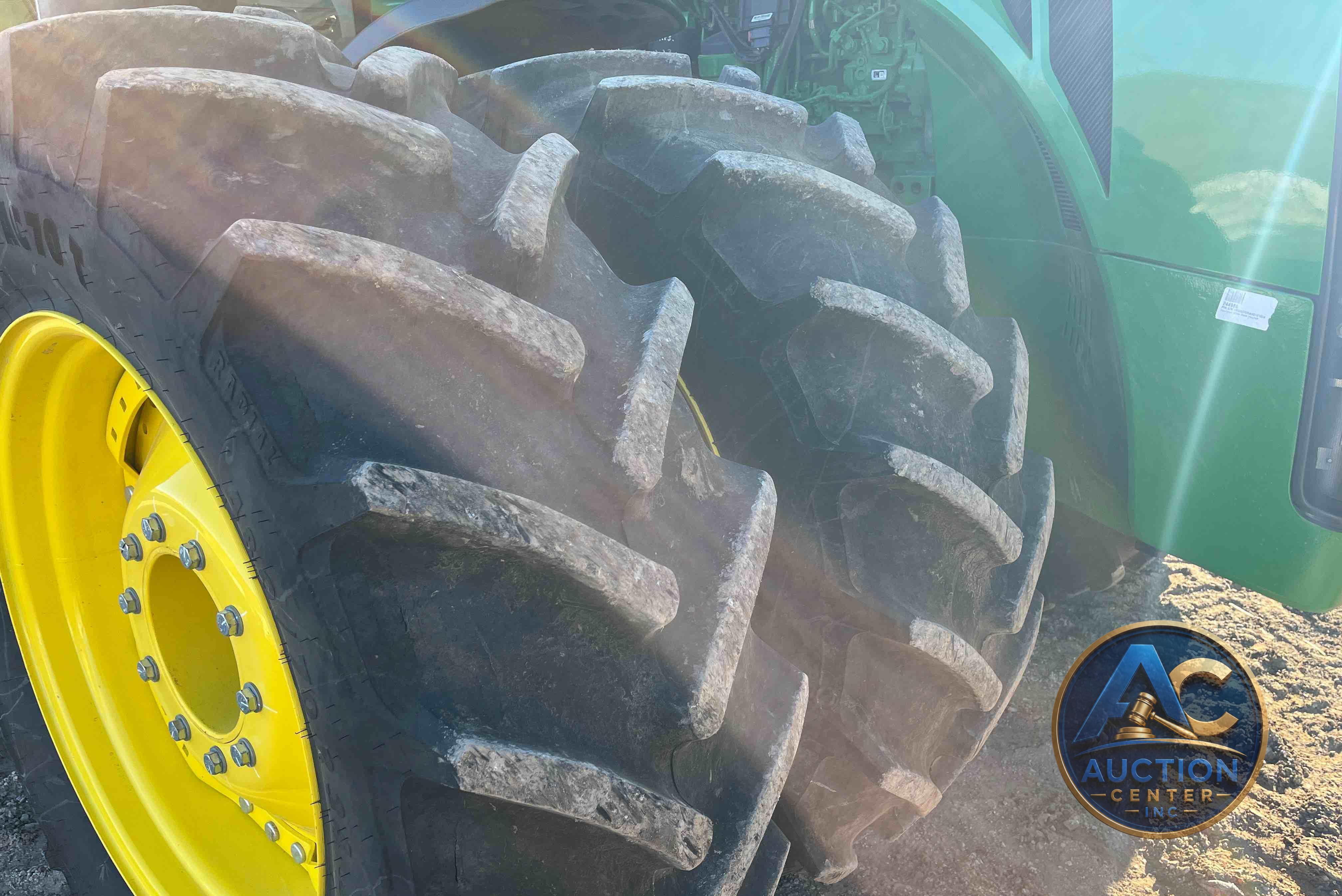 2017 John Deere 8370R