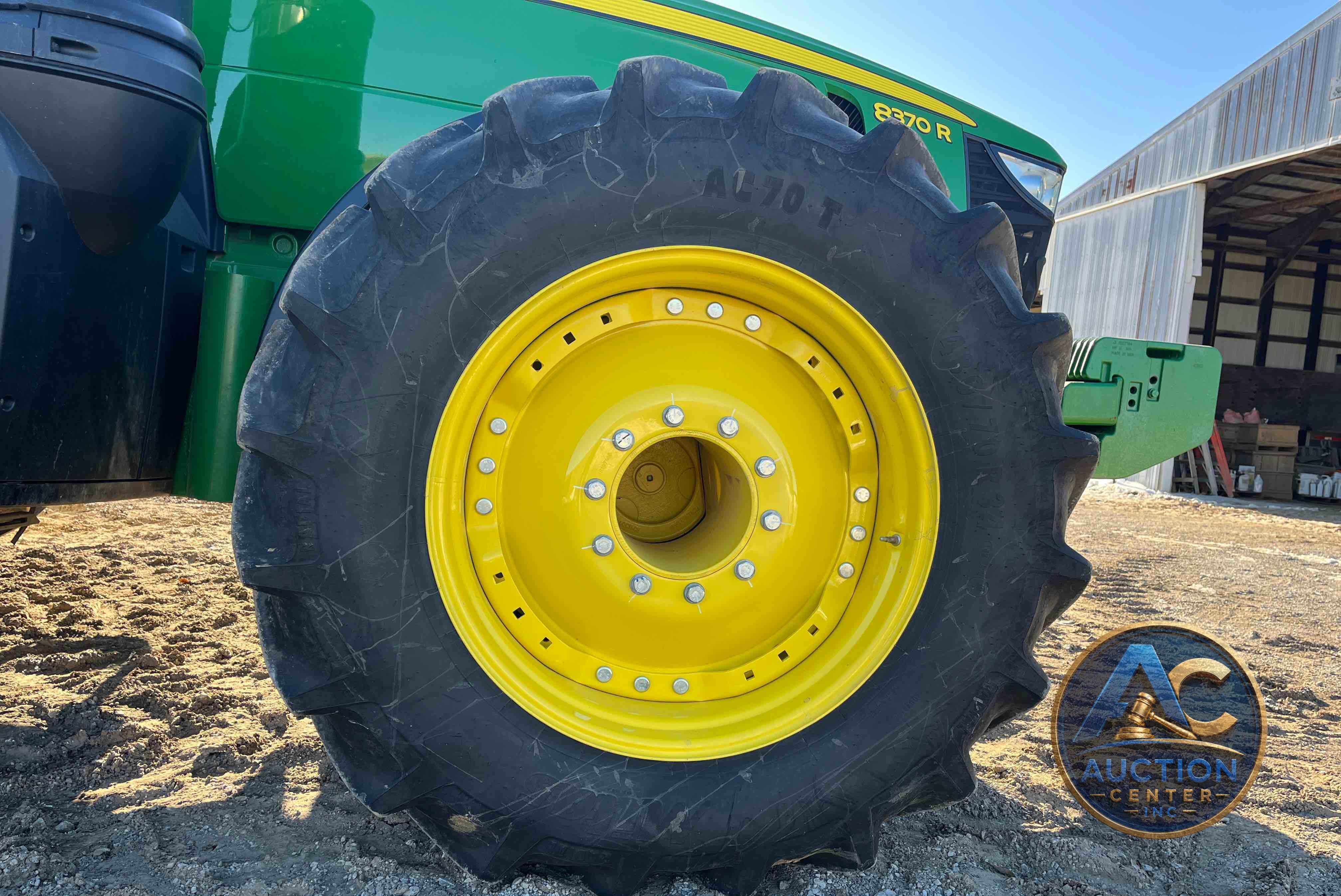 2017 John Deere 8370R