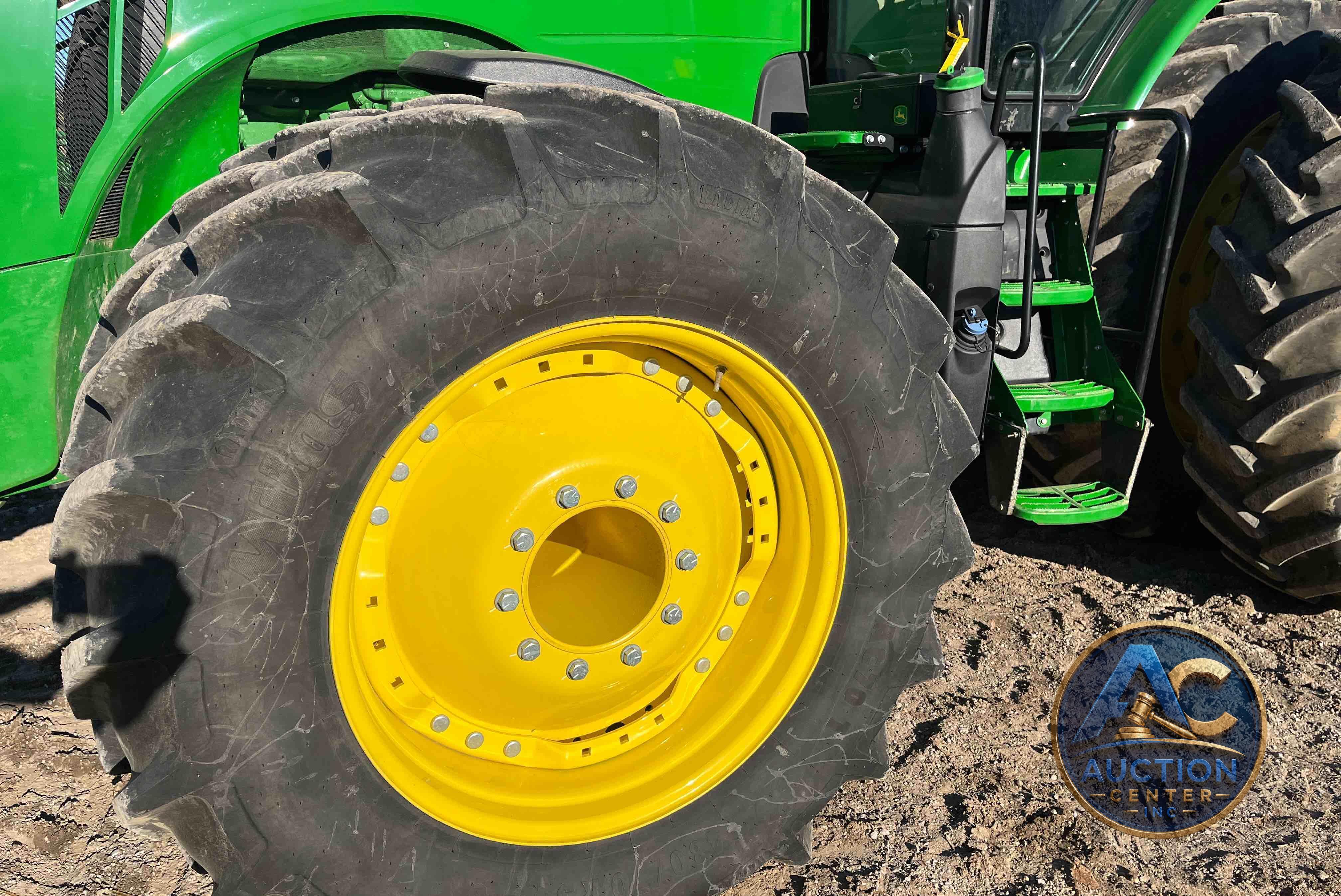 2017 John Deere 8370R