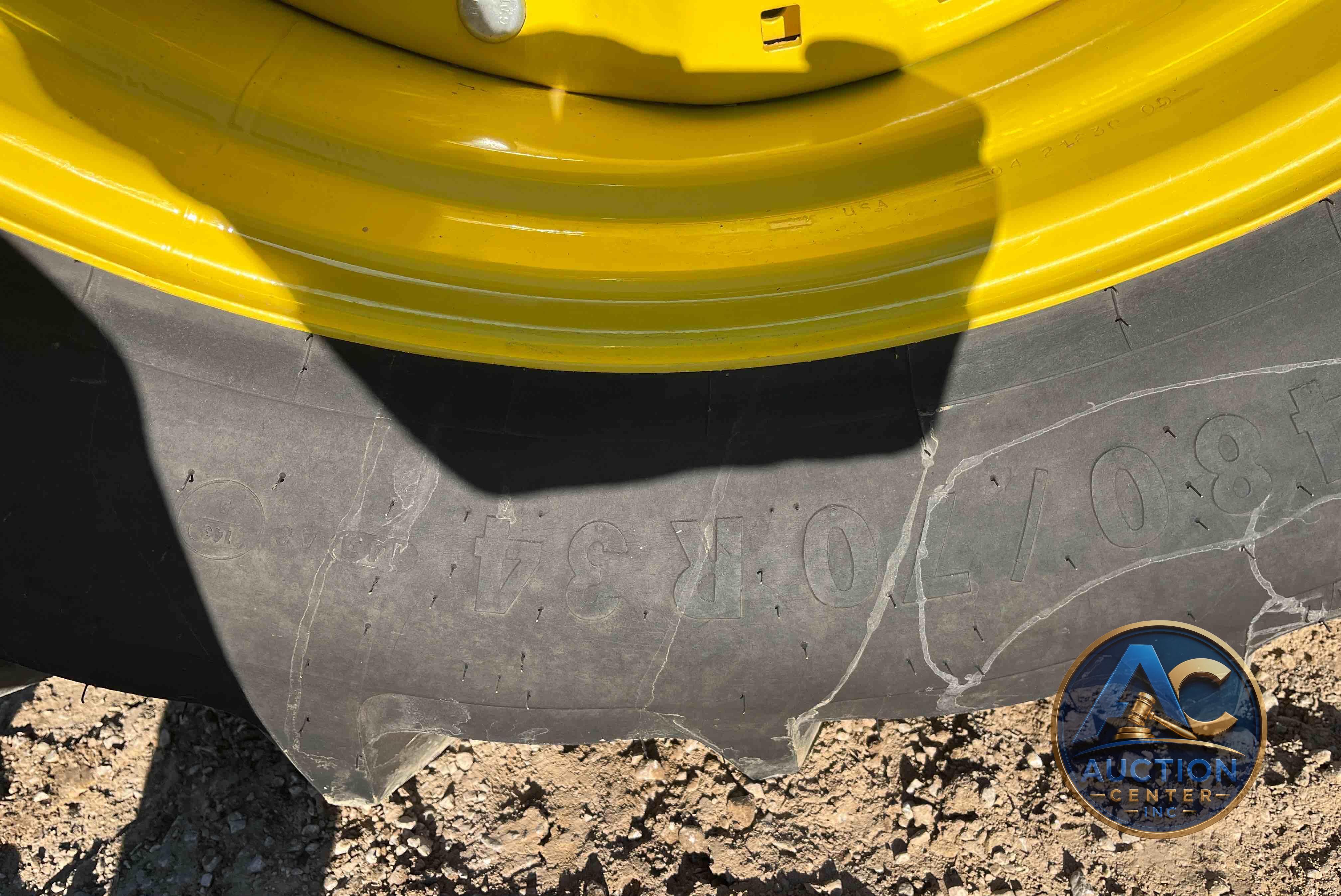 2017 John Deere 8370R