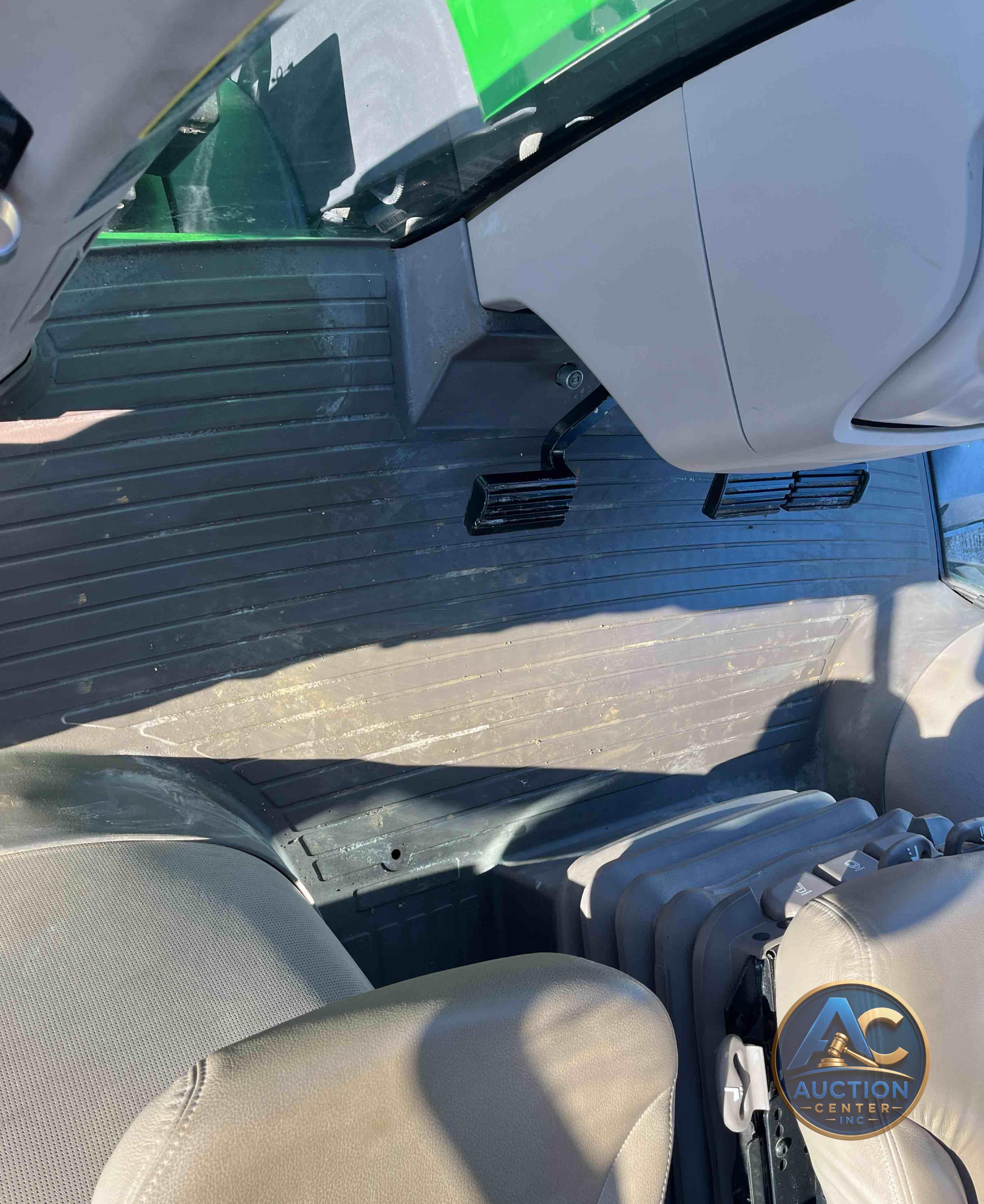 2017 John Deere 8370R