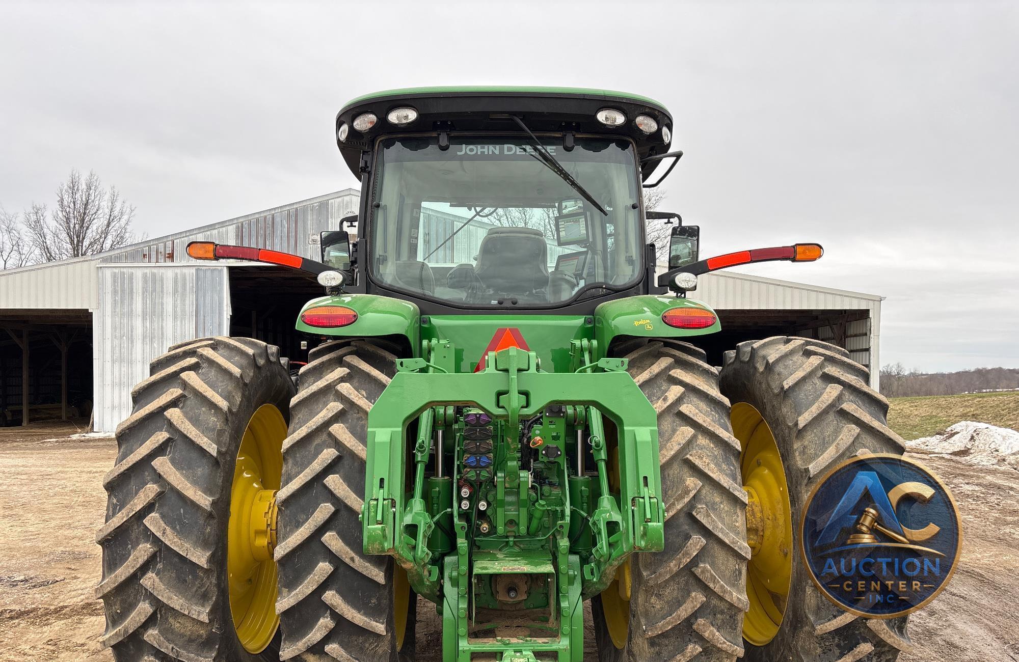 2017 John Deere 8370R