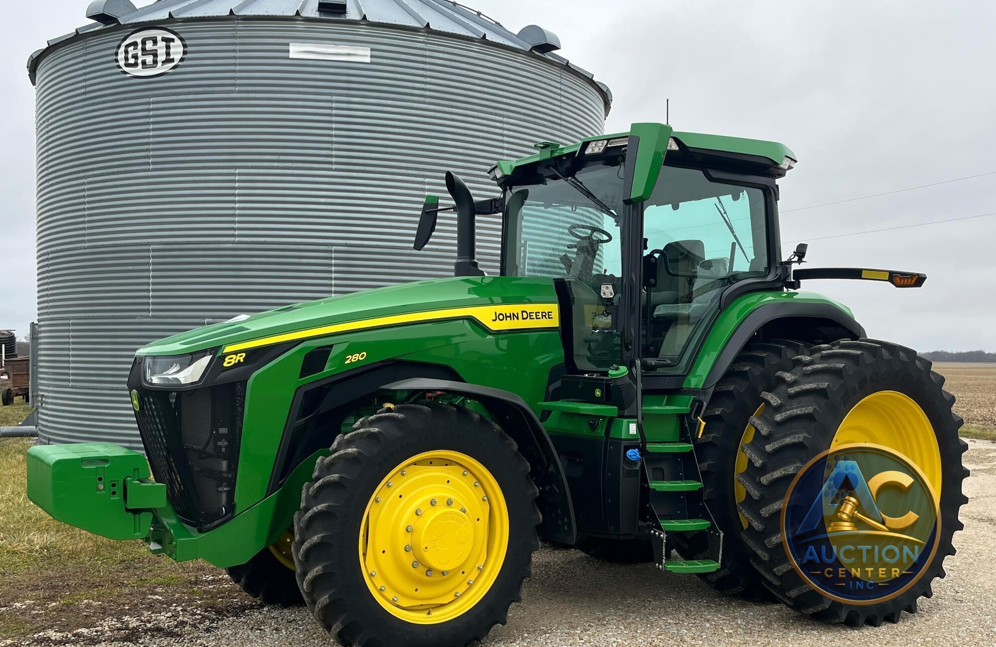 2022 John Deere 8R 280