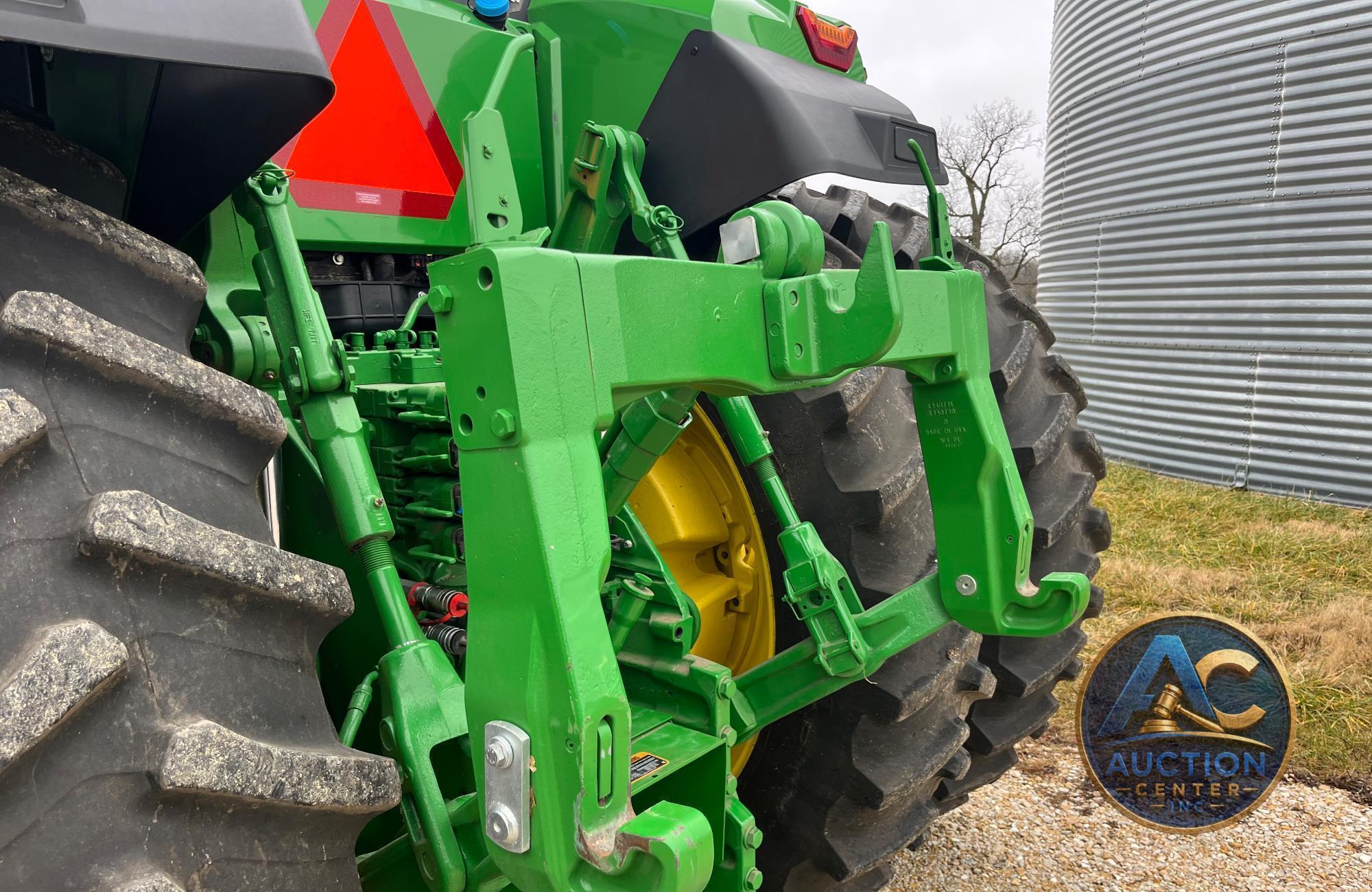 2022 John Deere 8R 280