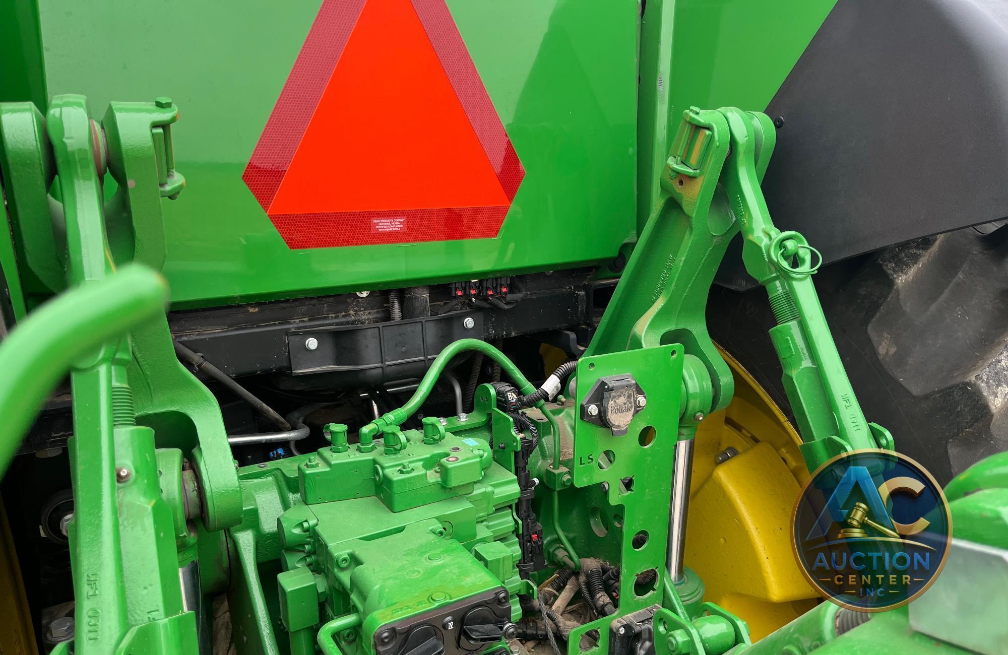 2022 John Deere 8R 280