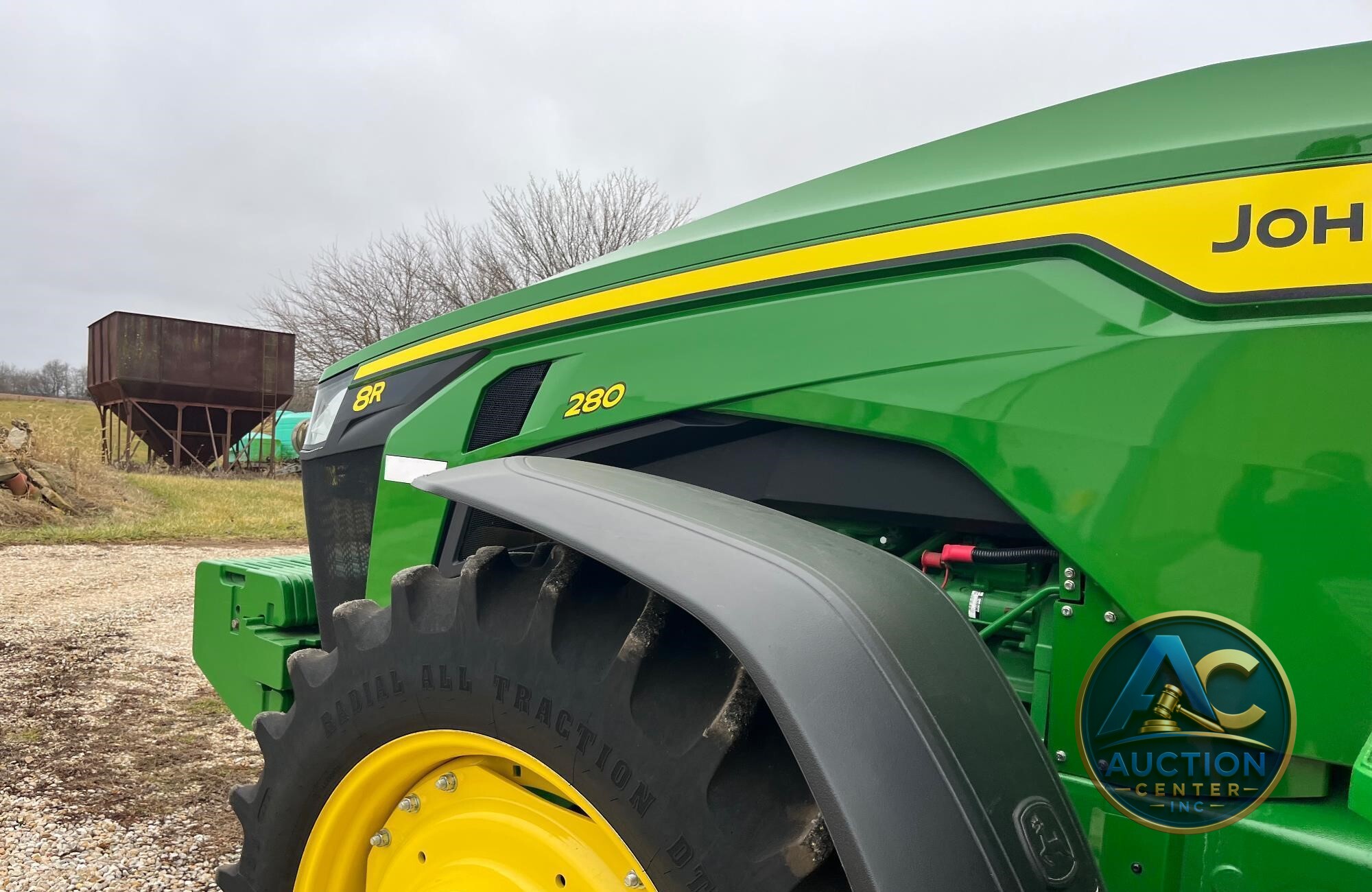 2022 John Deere 8R 280
