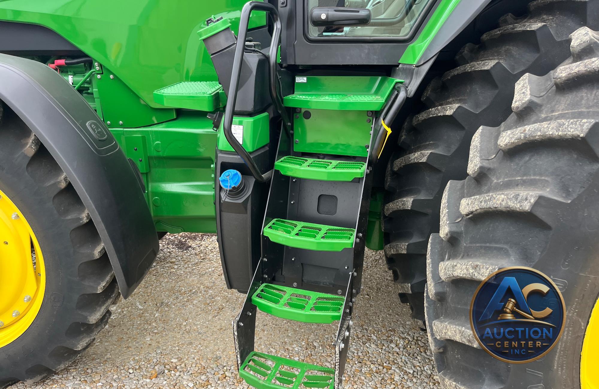 2022 John Deere 8R 280
