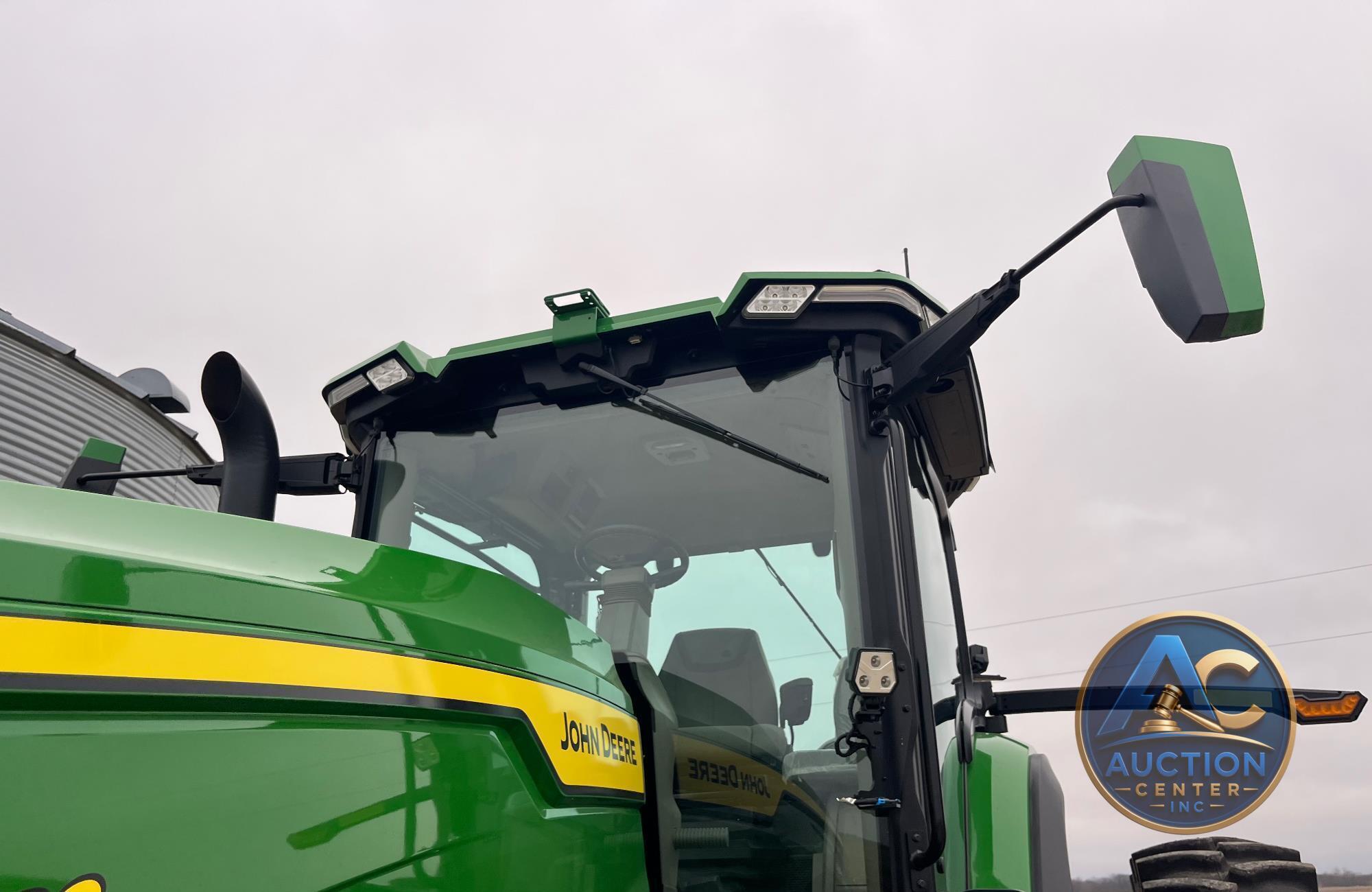 2022 John Deere 8R 280