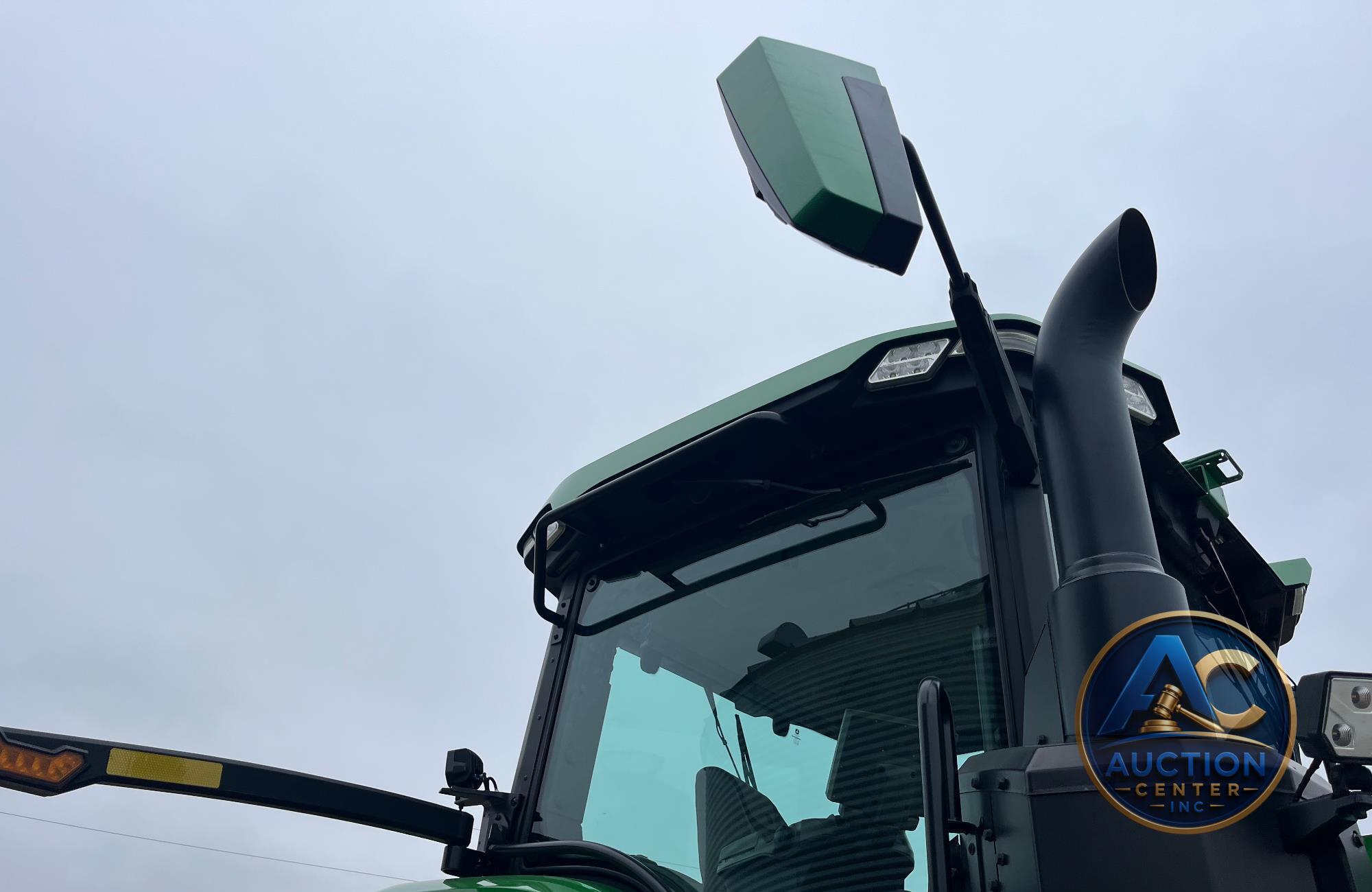 2022 John Deere 8R 280