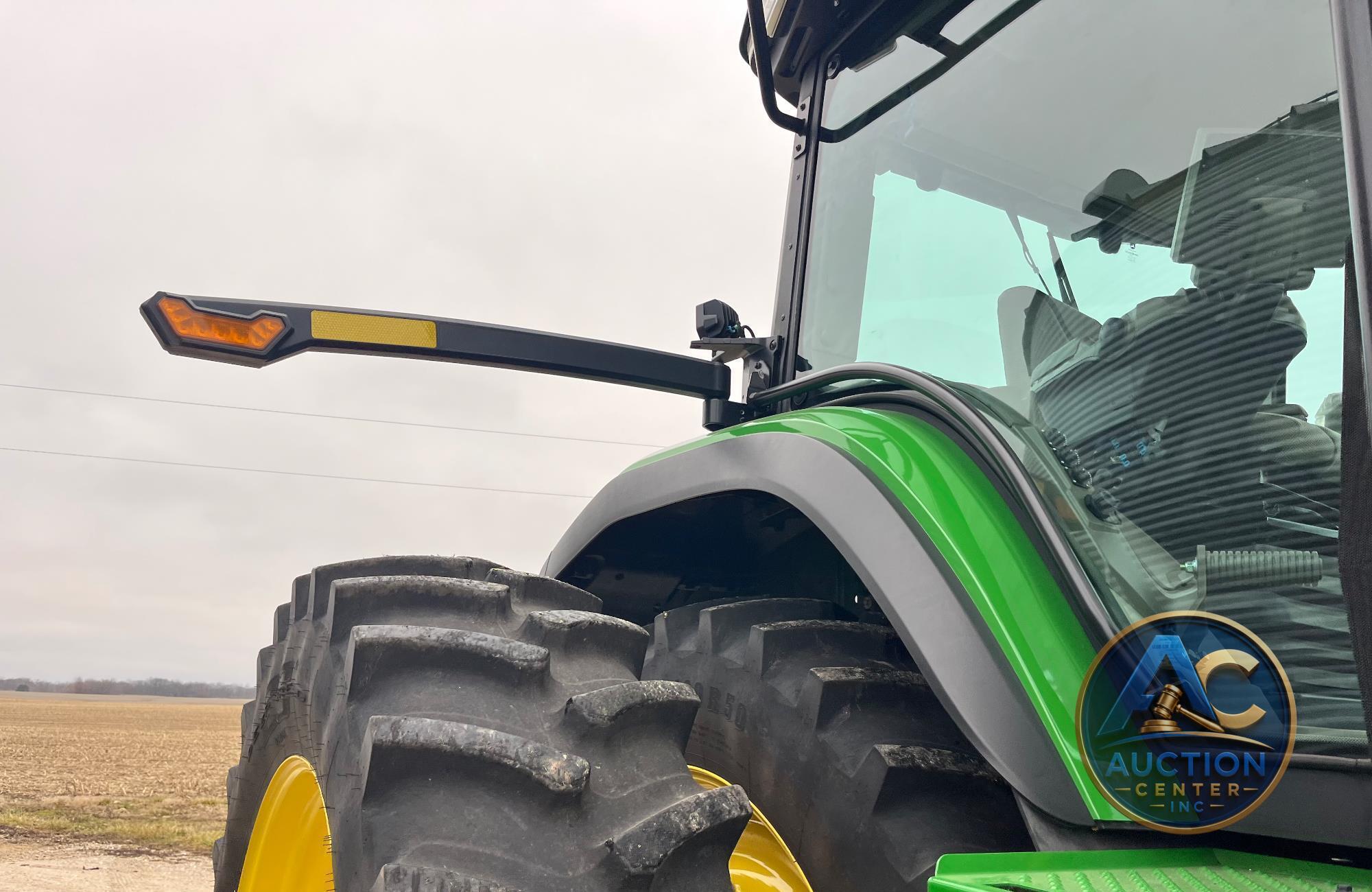 2022 John Deere 8R 280