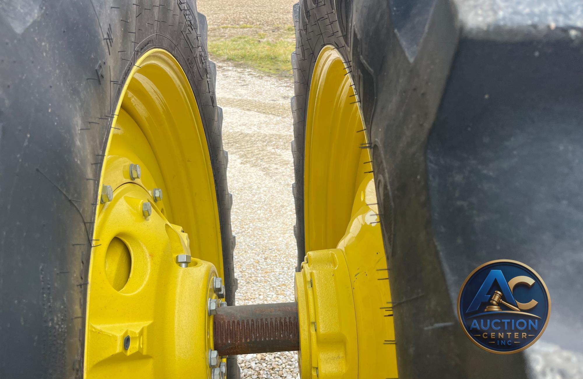 2022 John Deere 8R 280