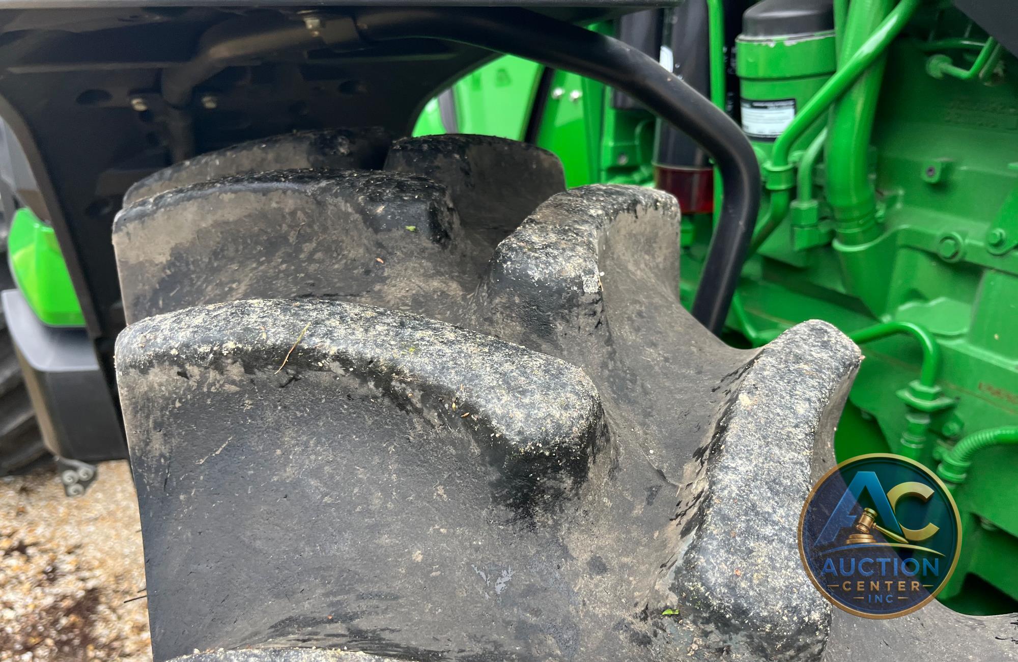 2022 John Deere 8R 280