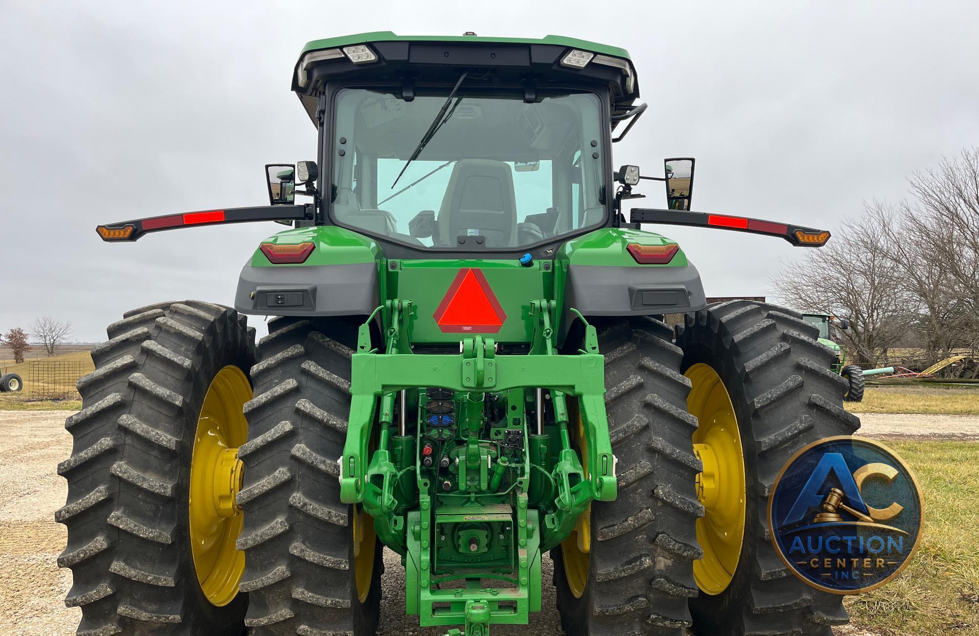 2022 John Deere 8R 280
