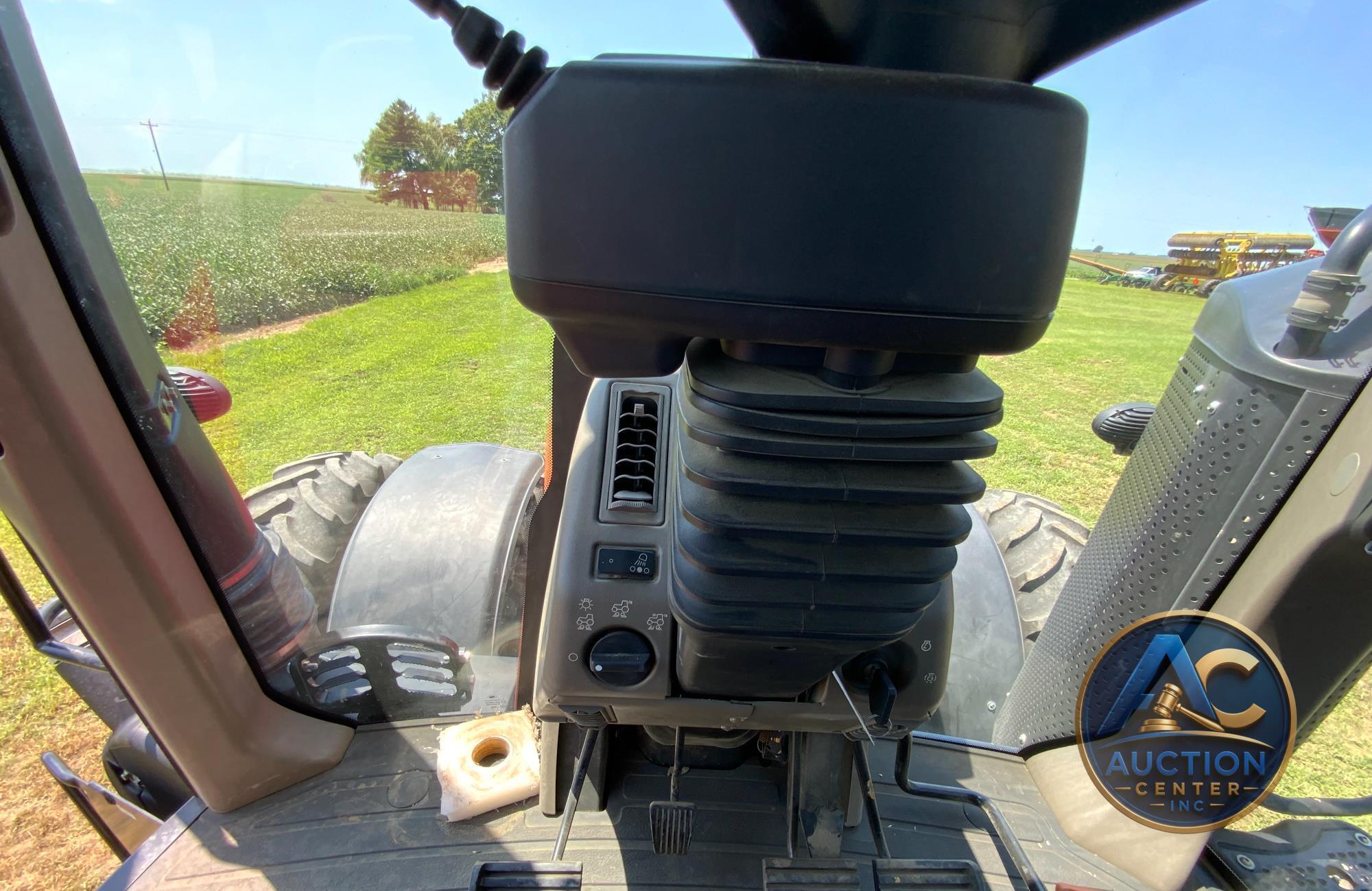 2020 Case IH Magnum 340