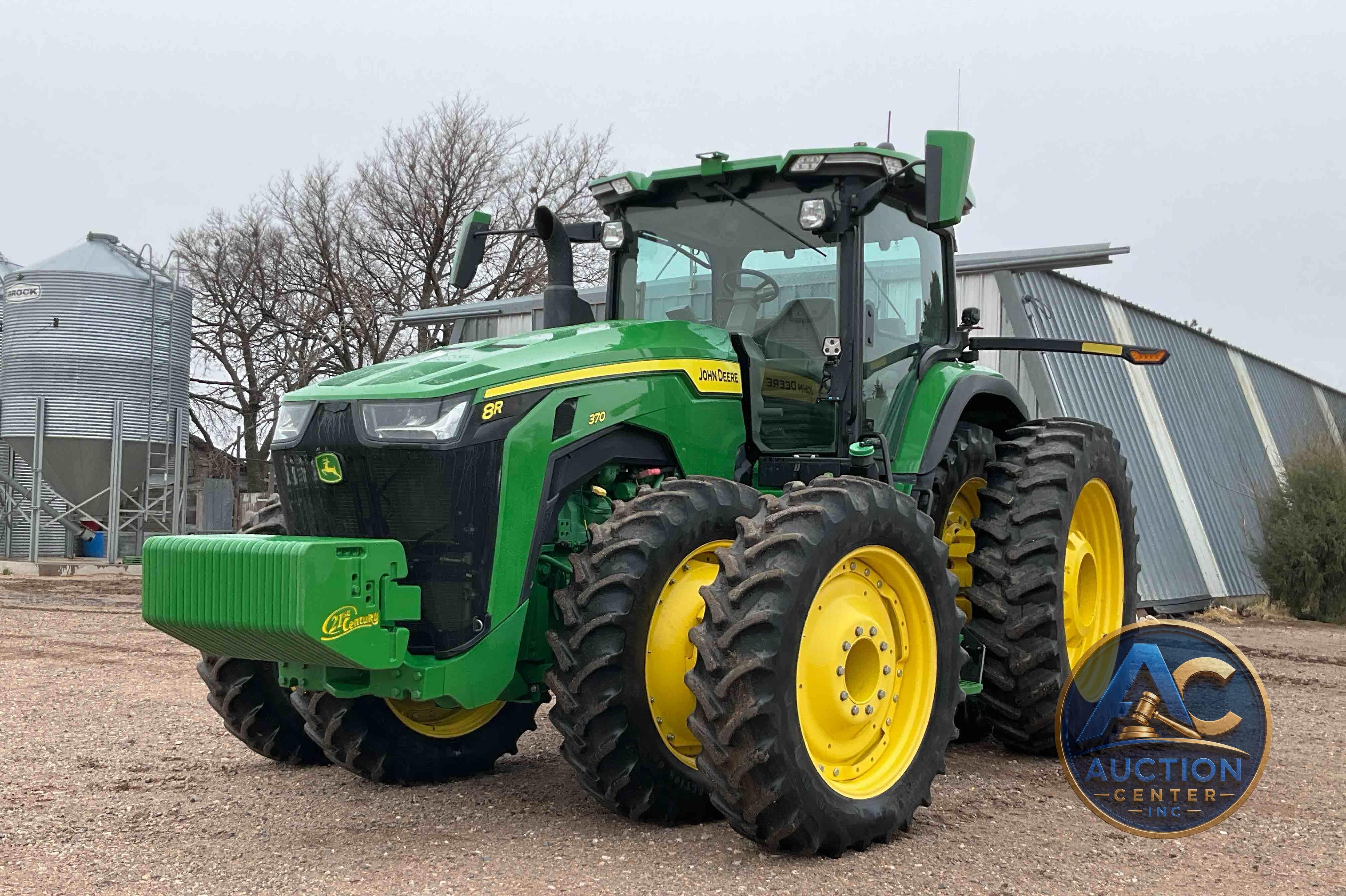 2020 John Deere 8R 370