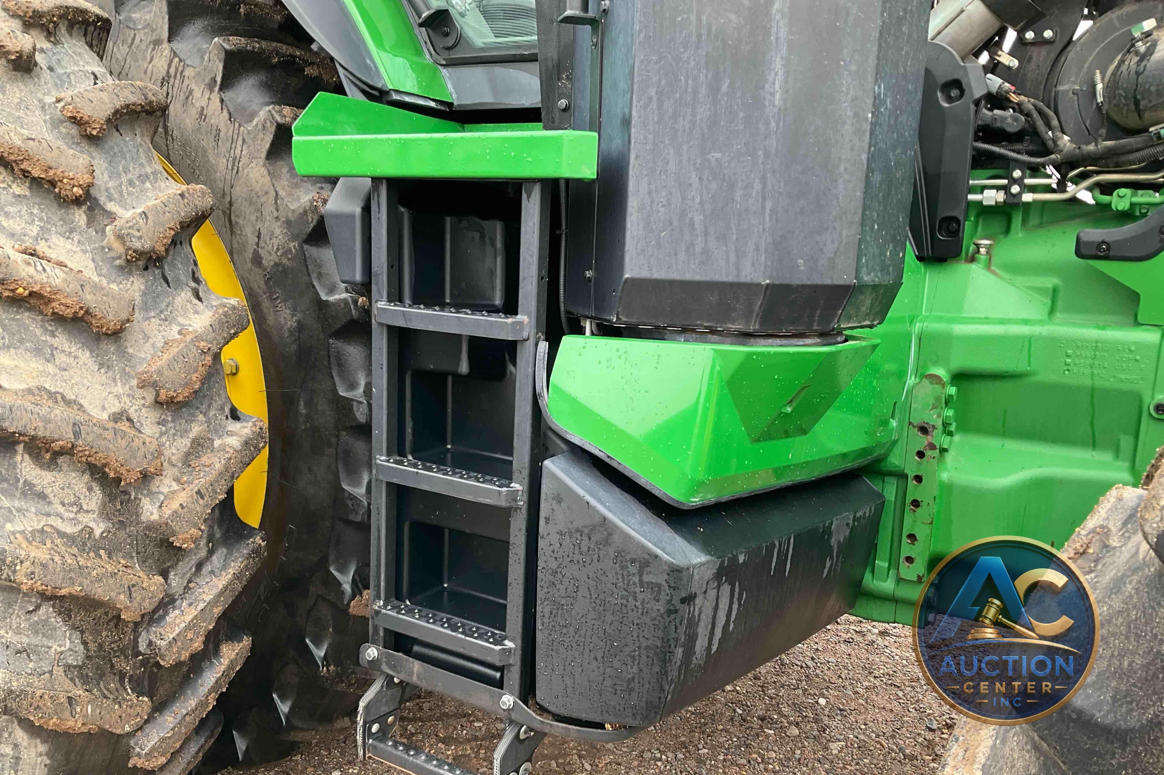 2020 John Deere 8R 370