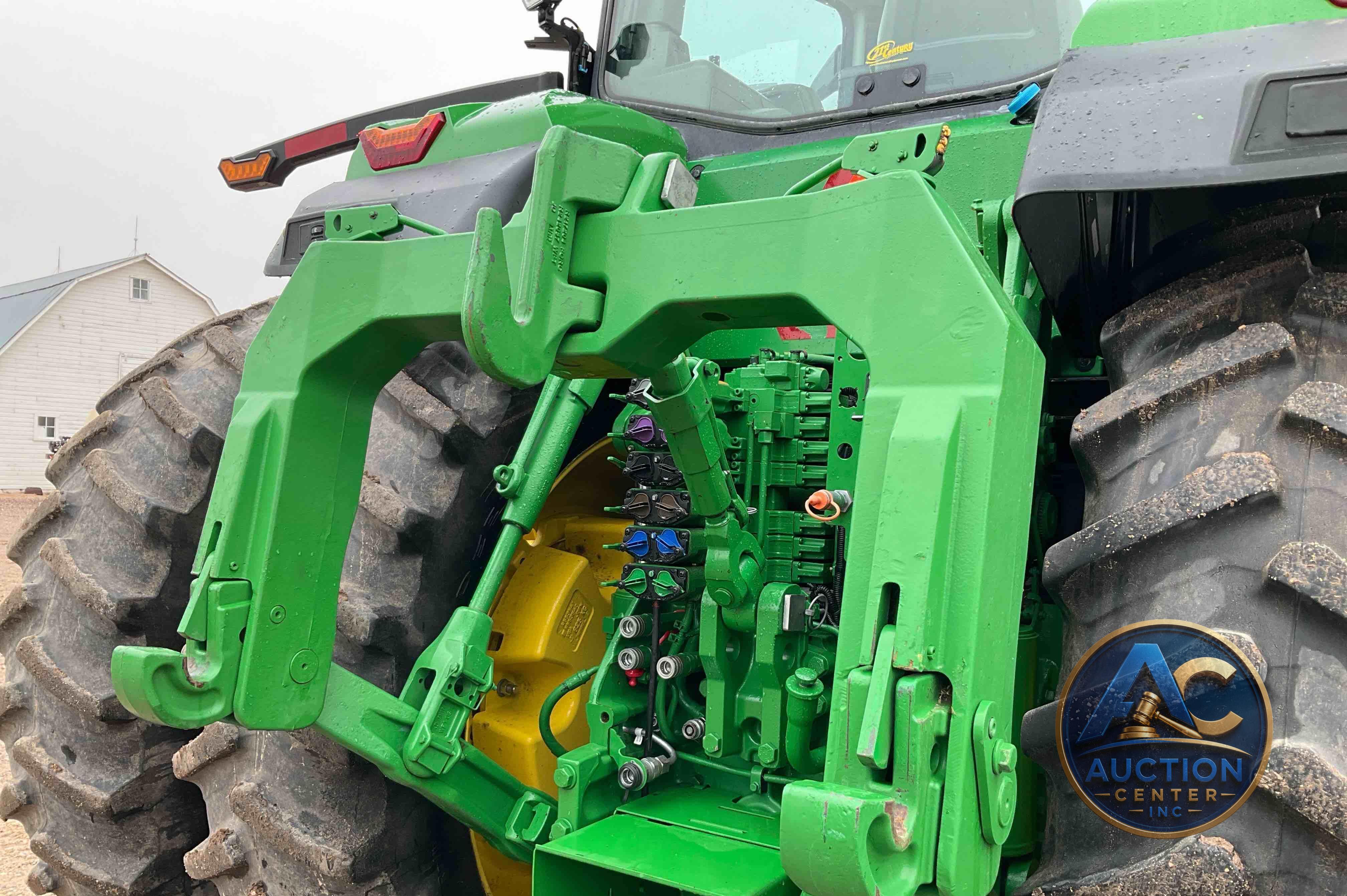 2020 John Deere 8R 370