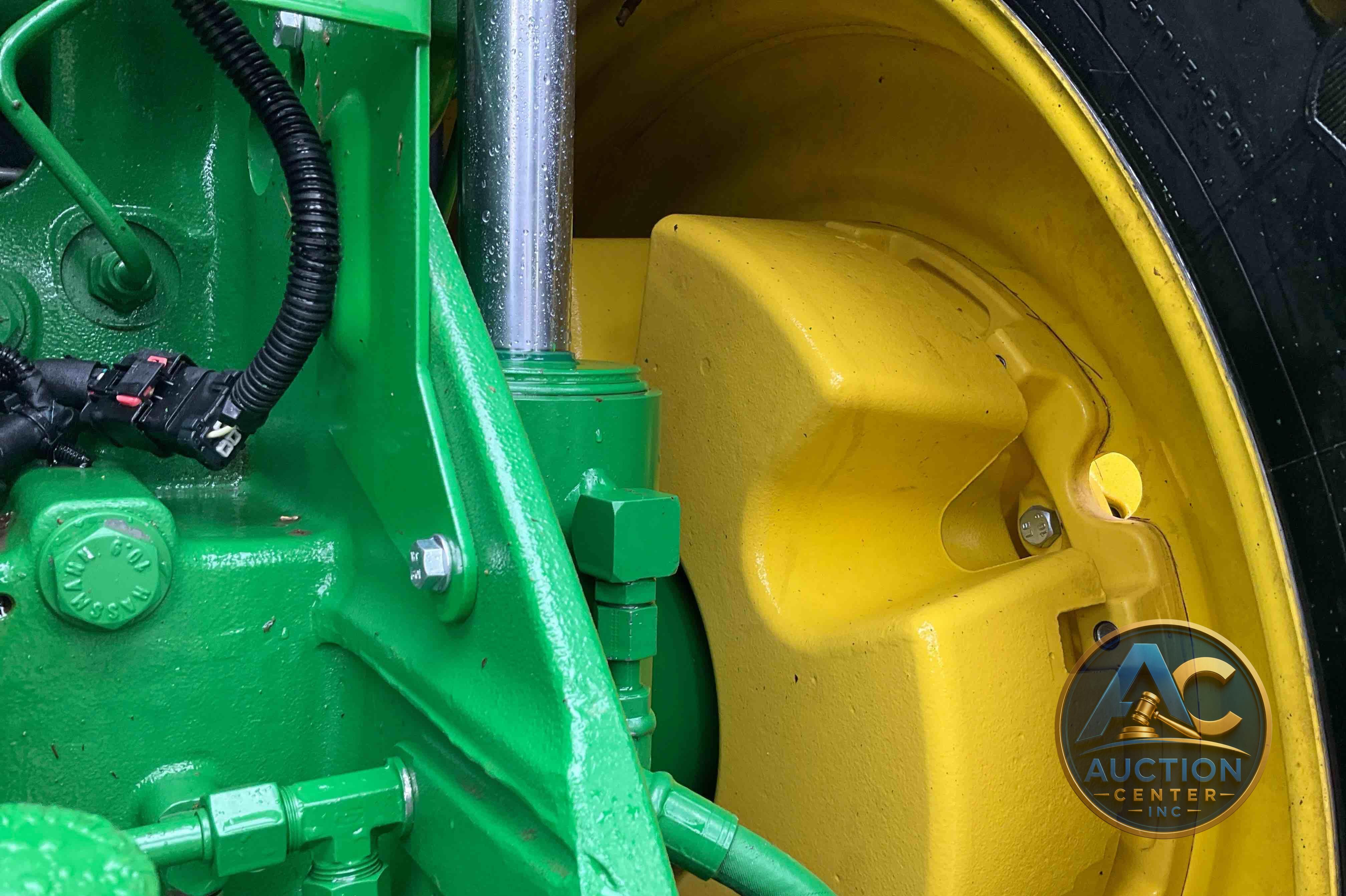 2020 John Deere 8R 370
