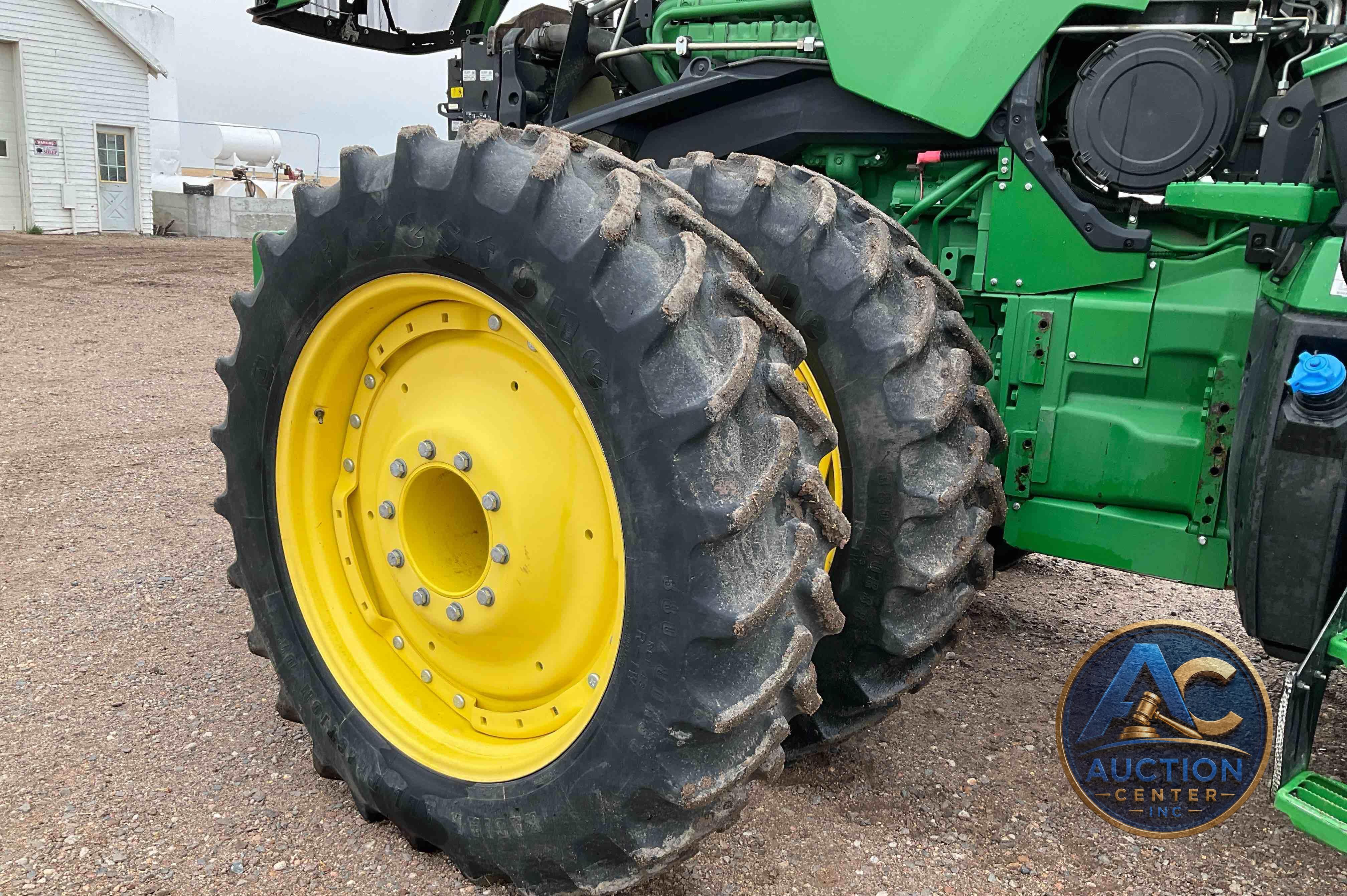 2020 John Deere 8R 370