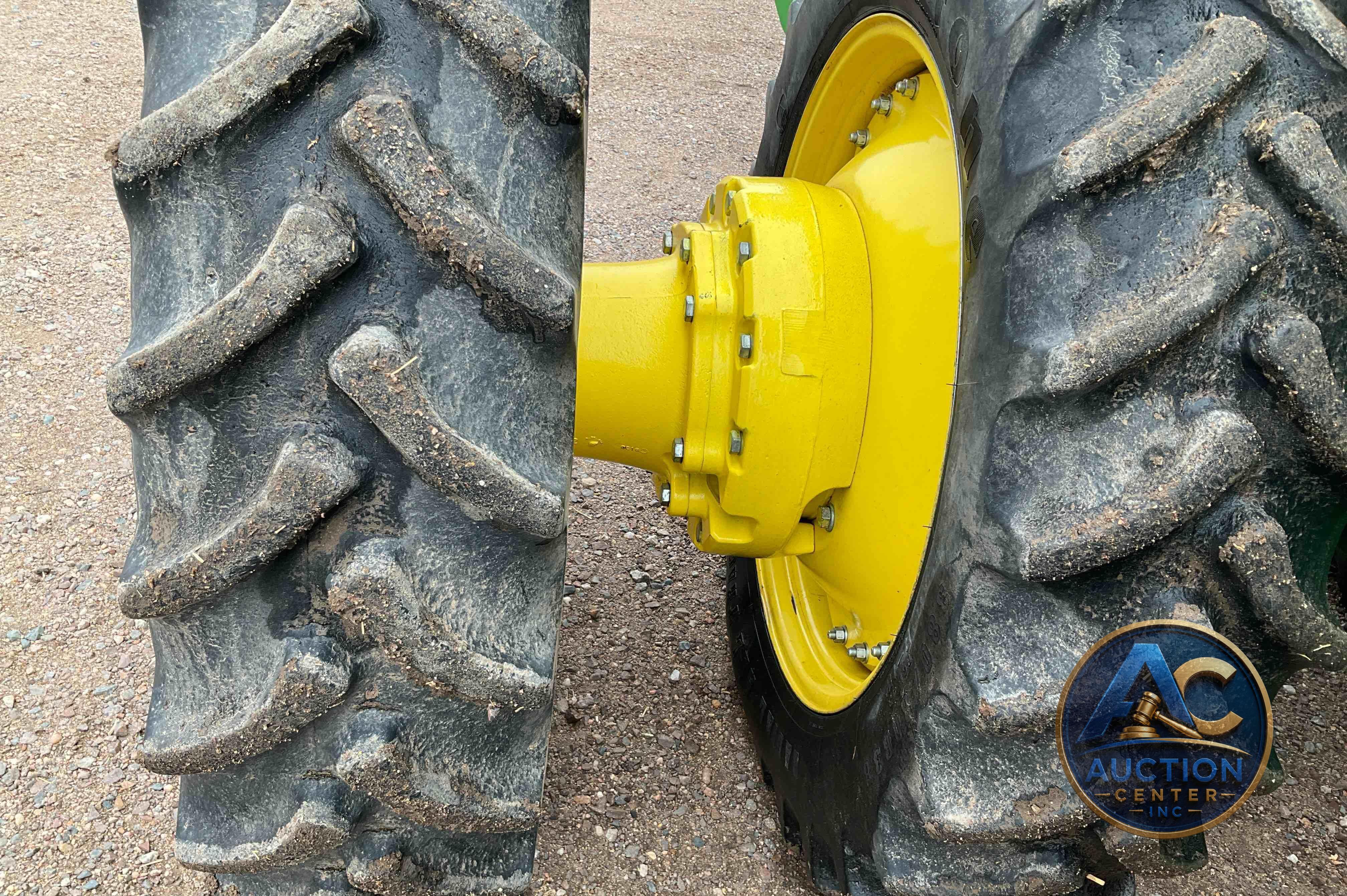 2020 John Deere 8R 370