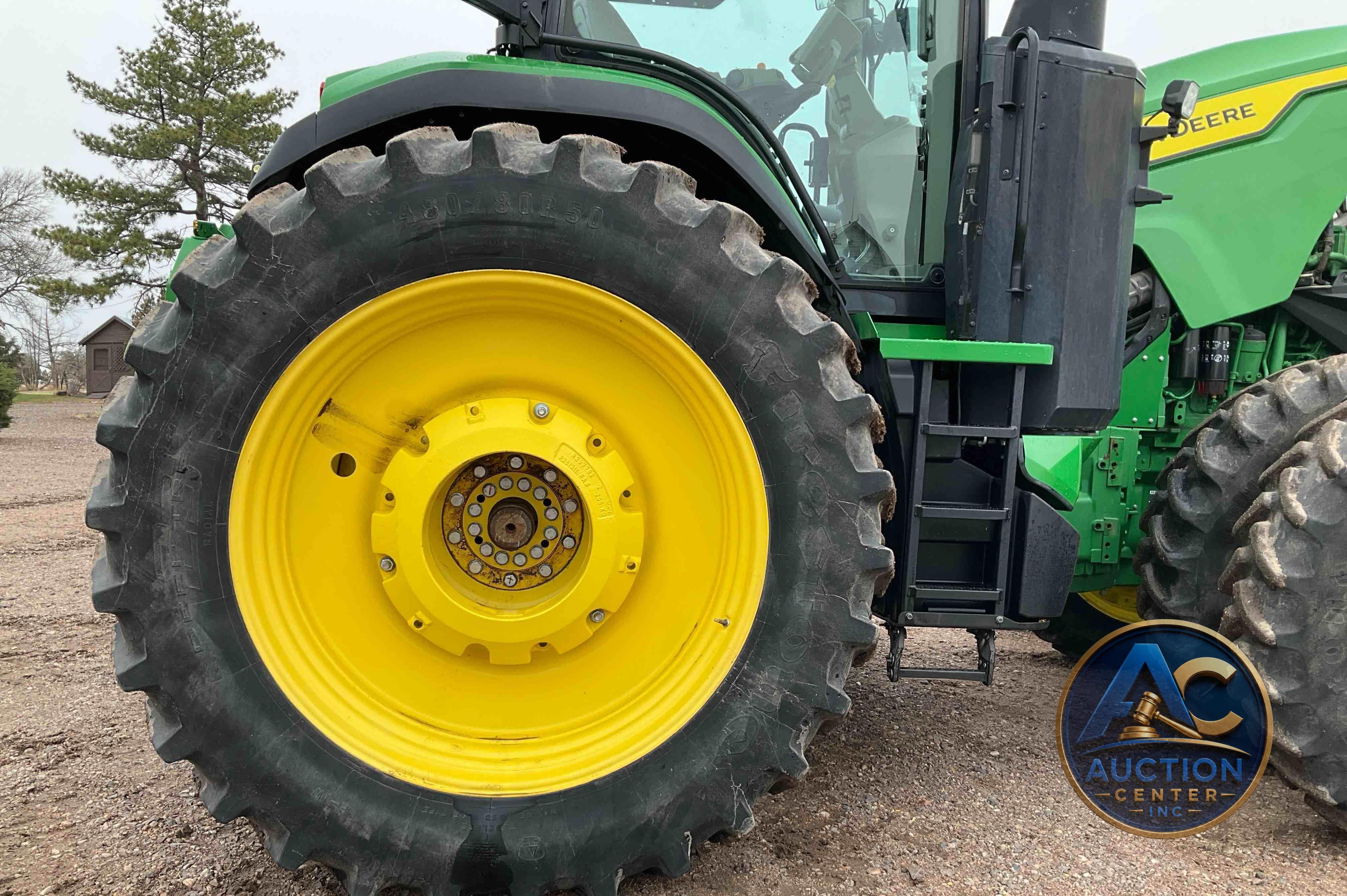 2020 John Deere 8R 370