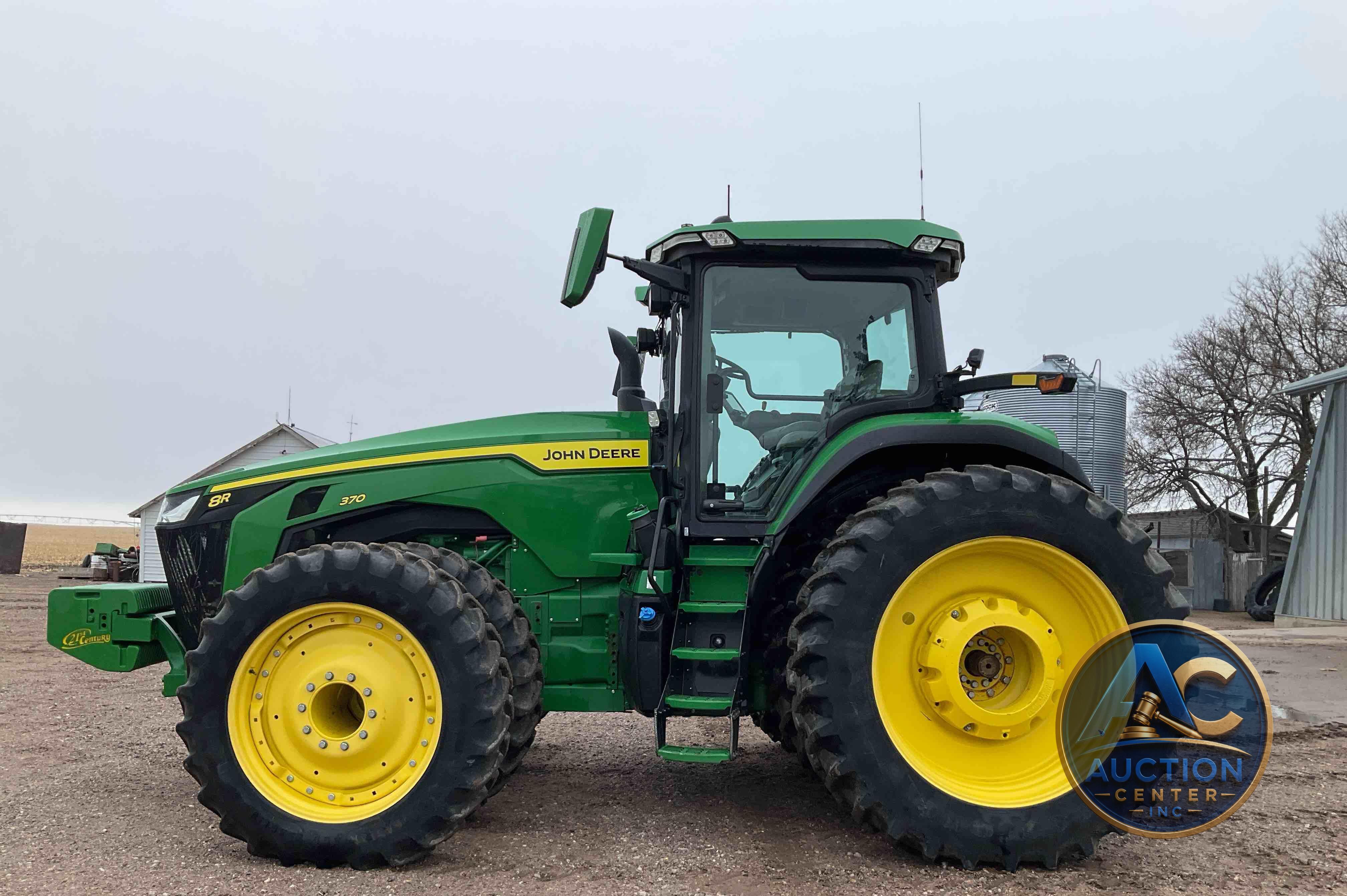 2020 John Deere 8R 370