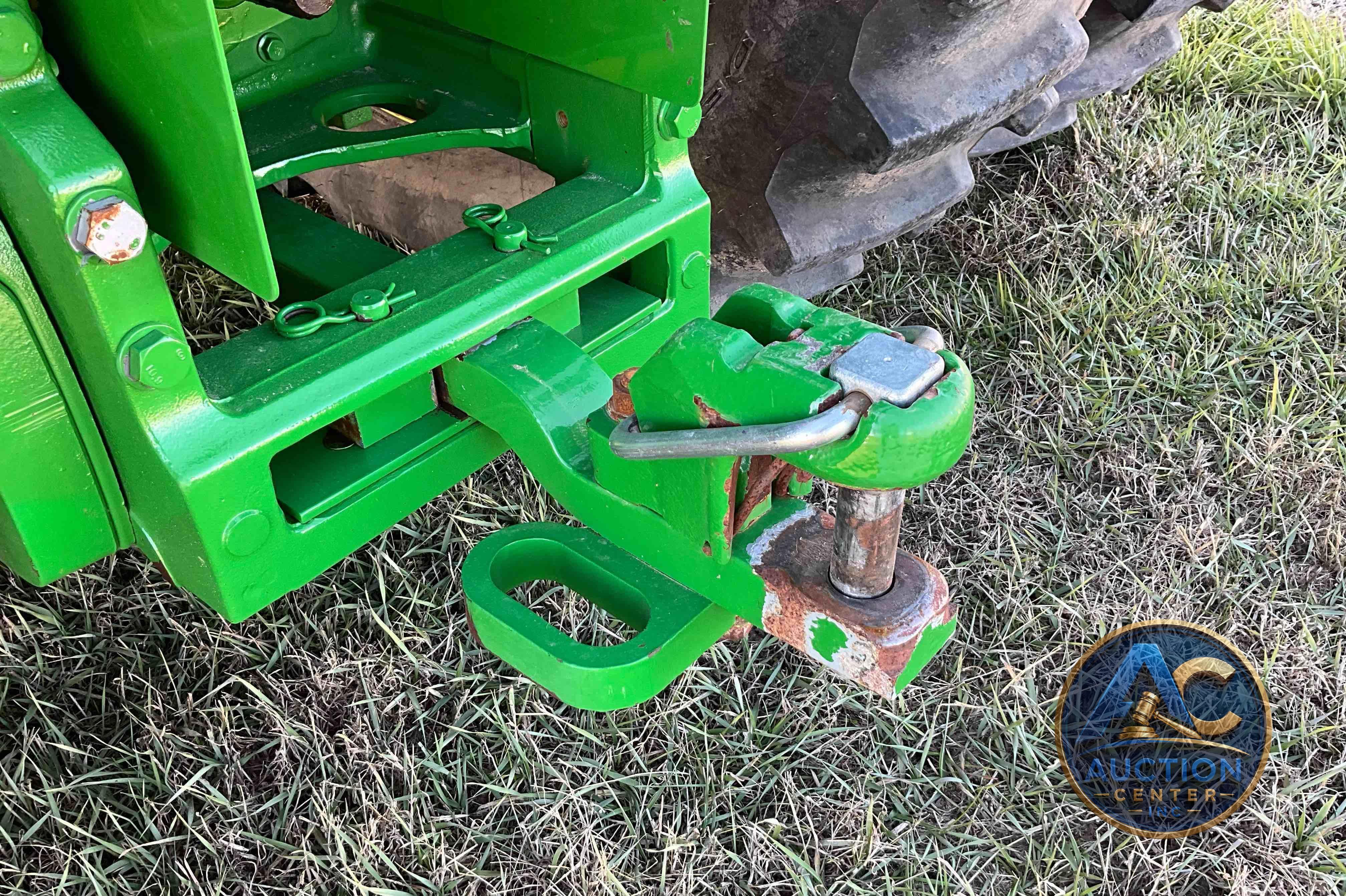 2022 John Deere 8R 250