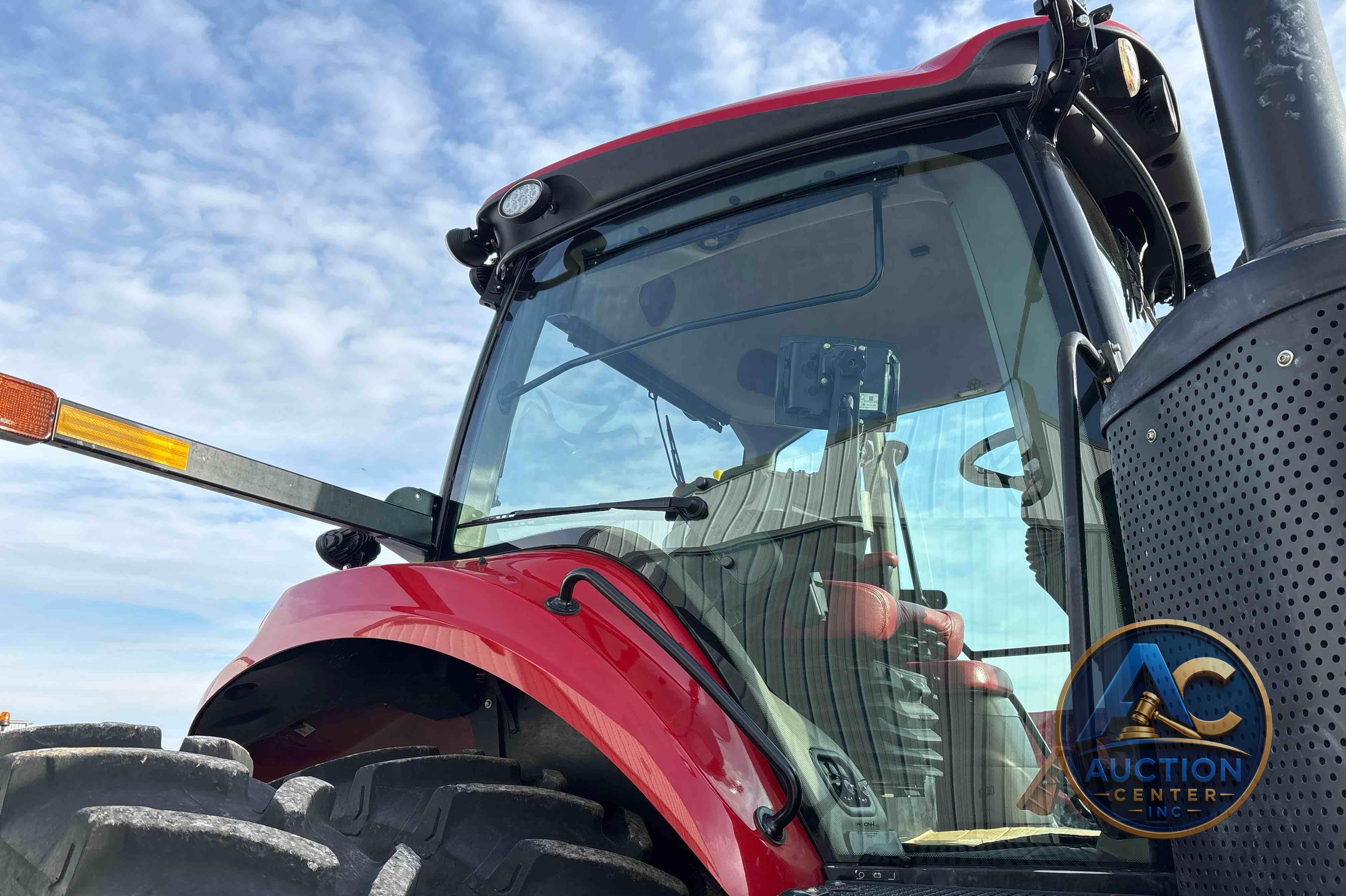 2019 Case IH Magnum 310
