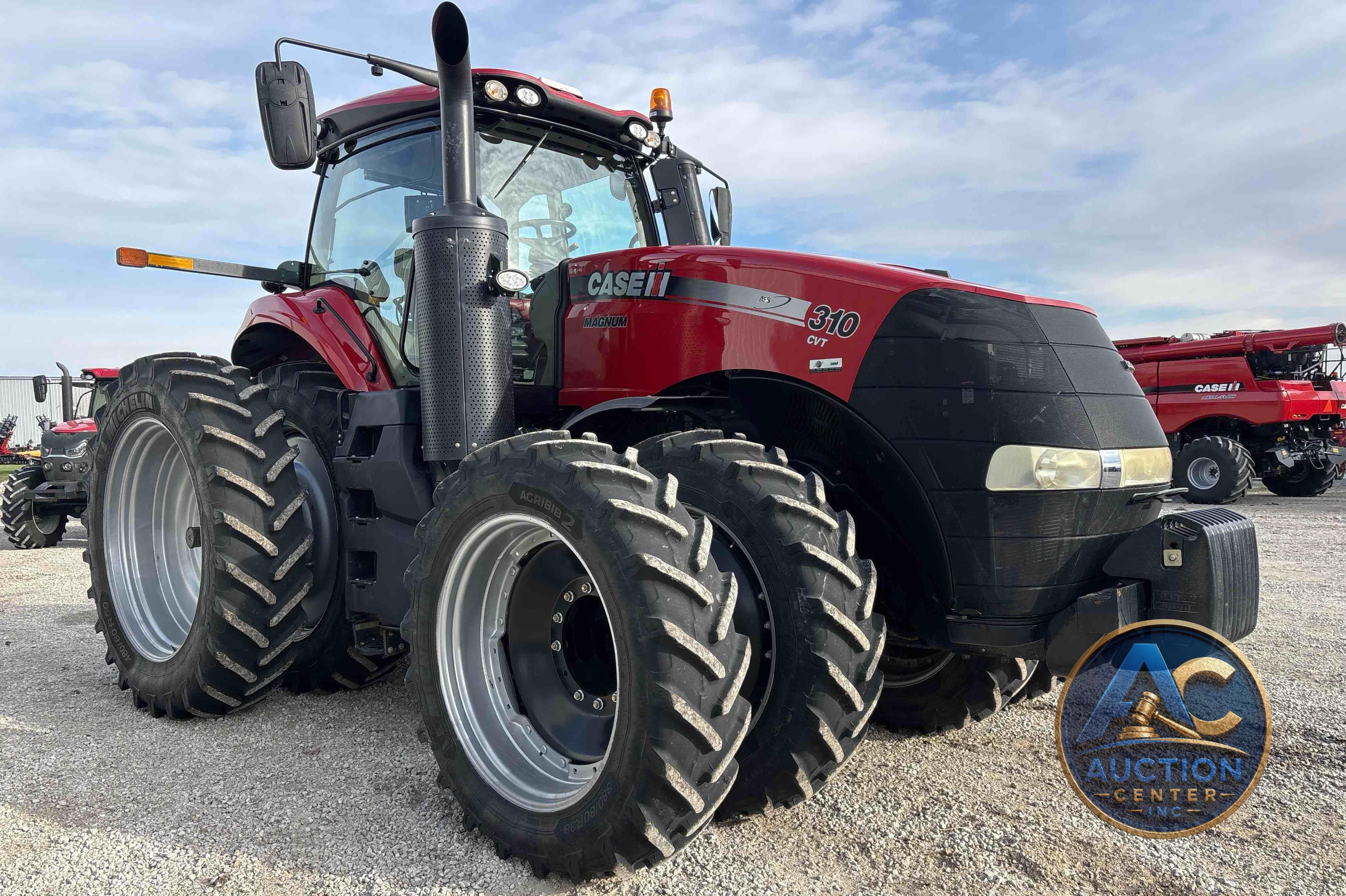 2019 Case IH Magnum 310