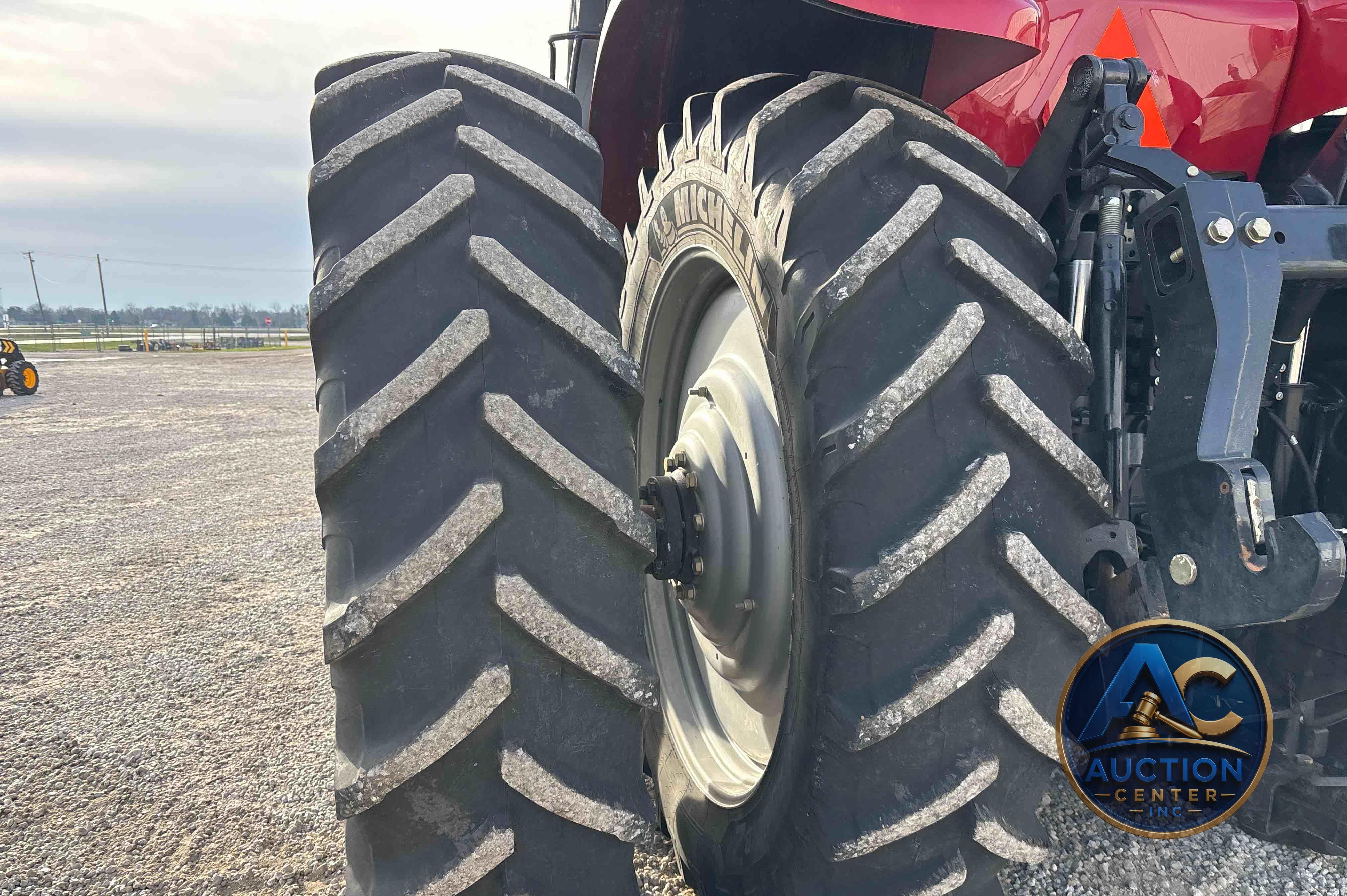 2019 Case IH Magnum 310