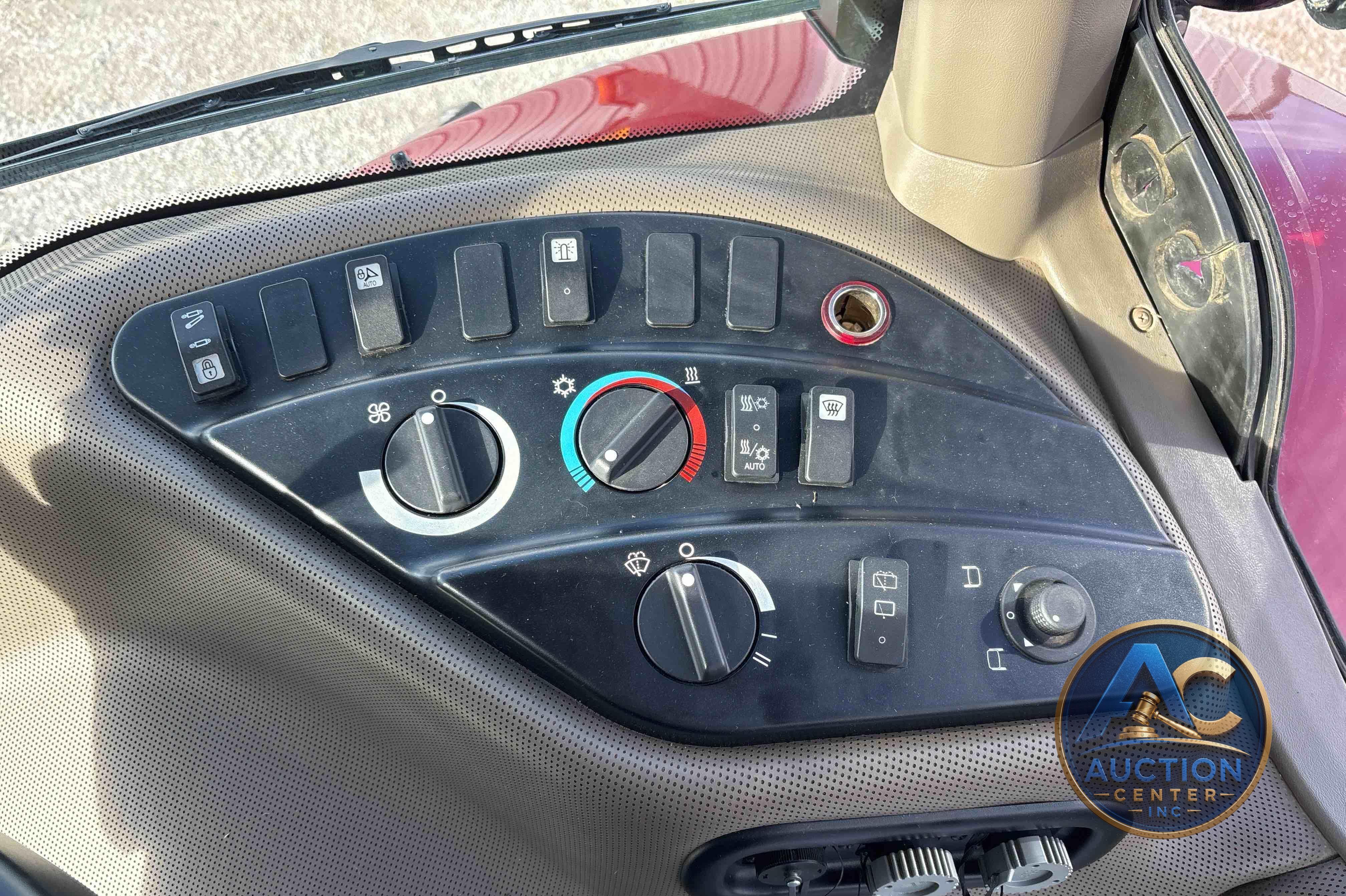 2019 Case IH Magnum 310