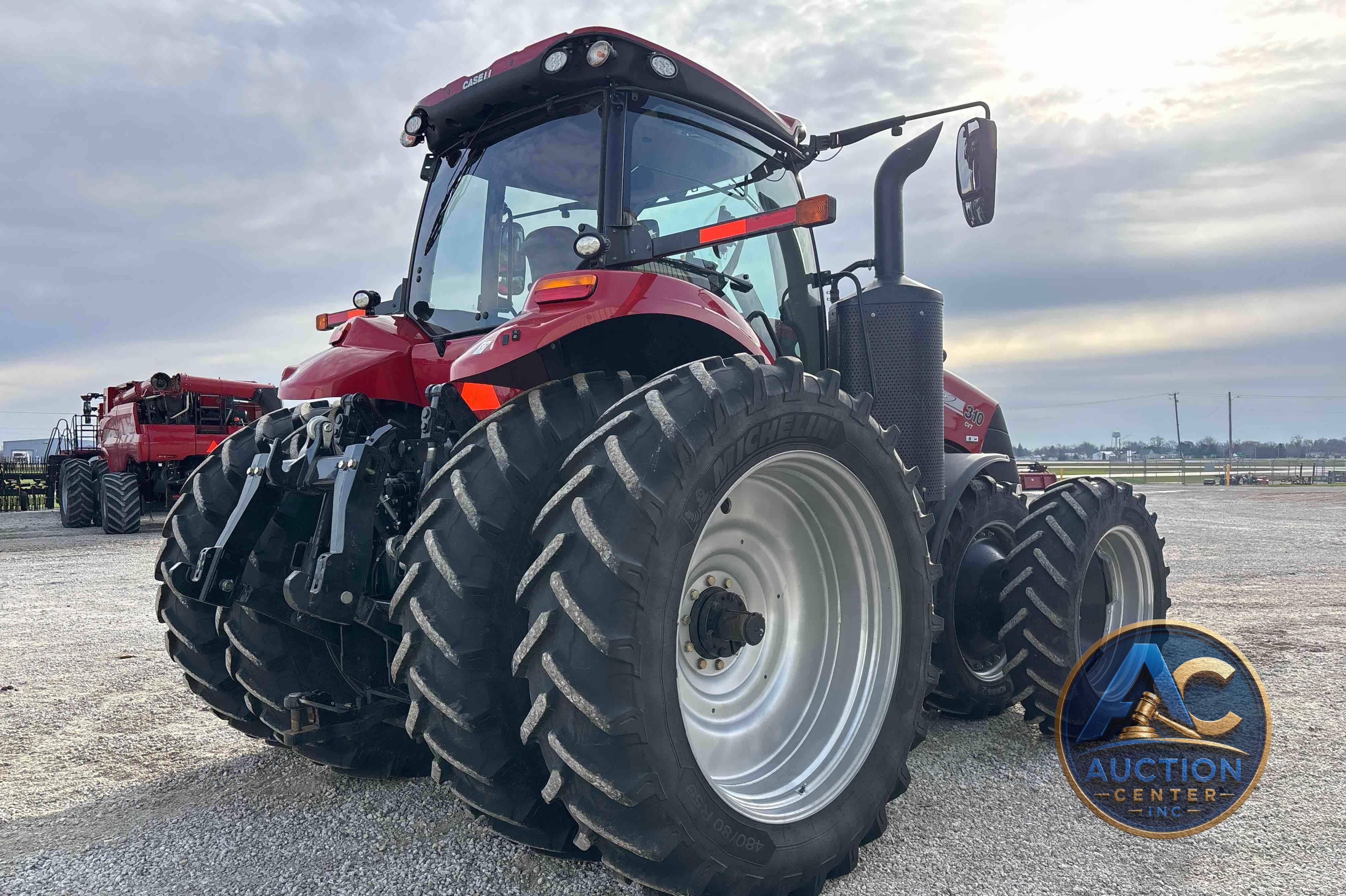 2019 Case IH Magnum 310