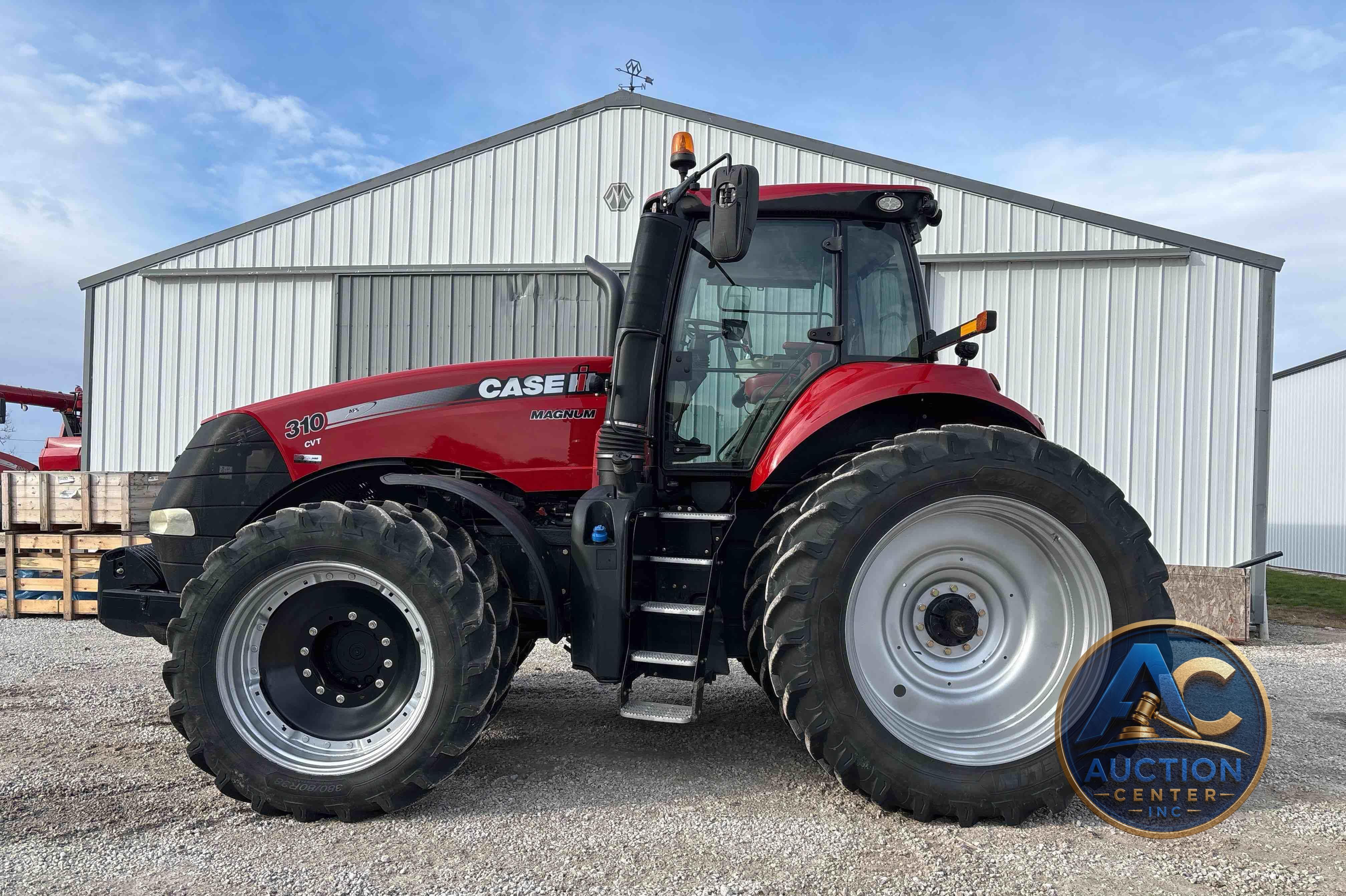 2019 Case IH Magnum 310