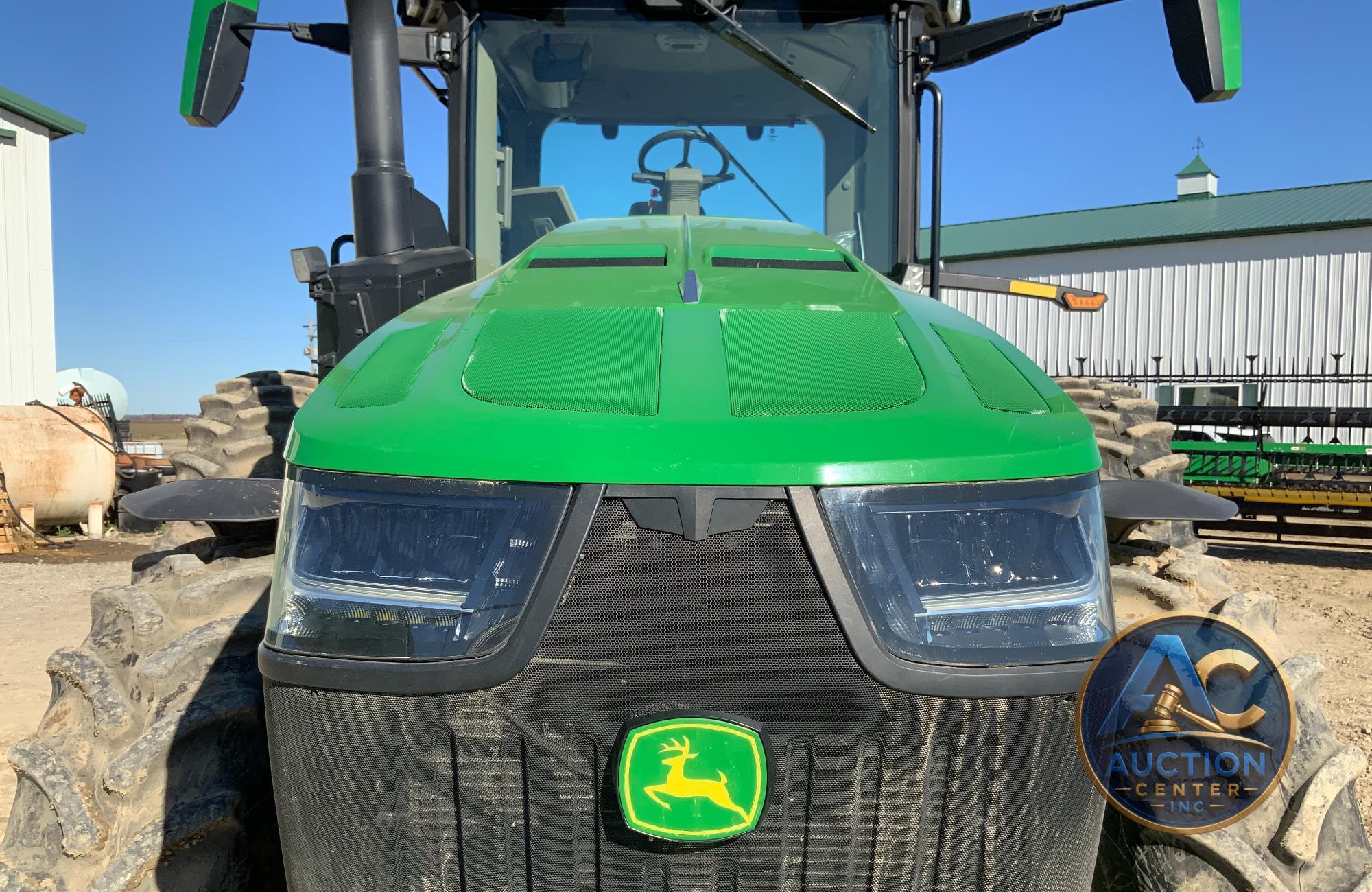 2020 John Deere 8R 250