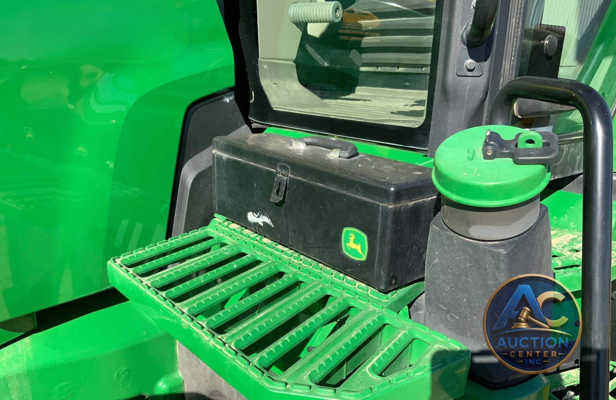 2020 John Deere 8R 250