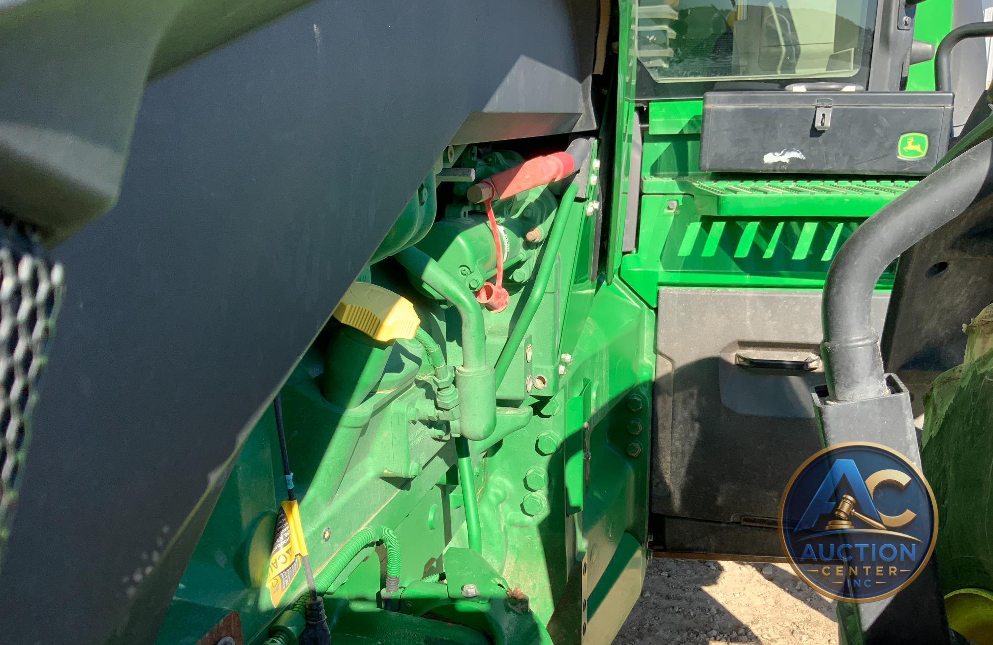 2020 John Deere 8R 250
