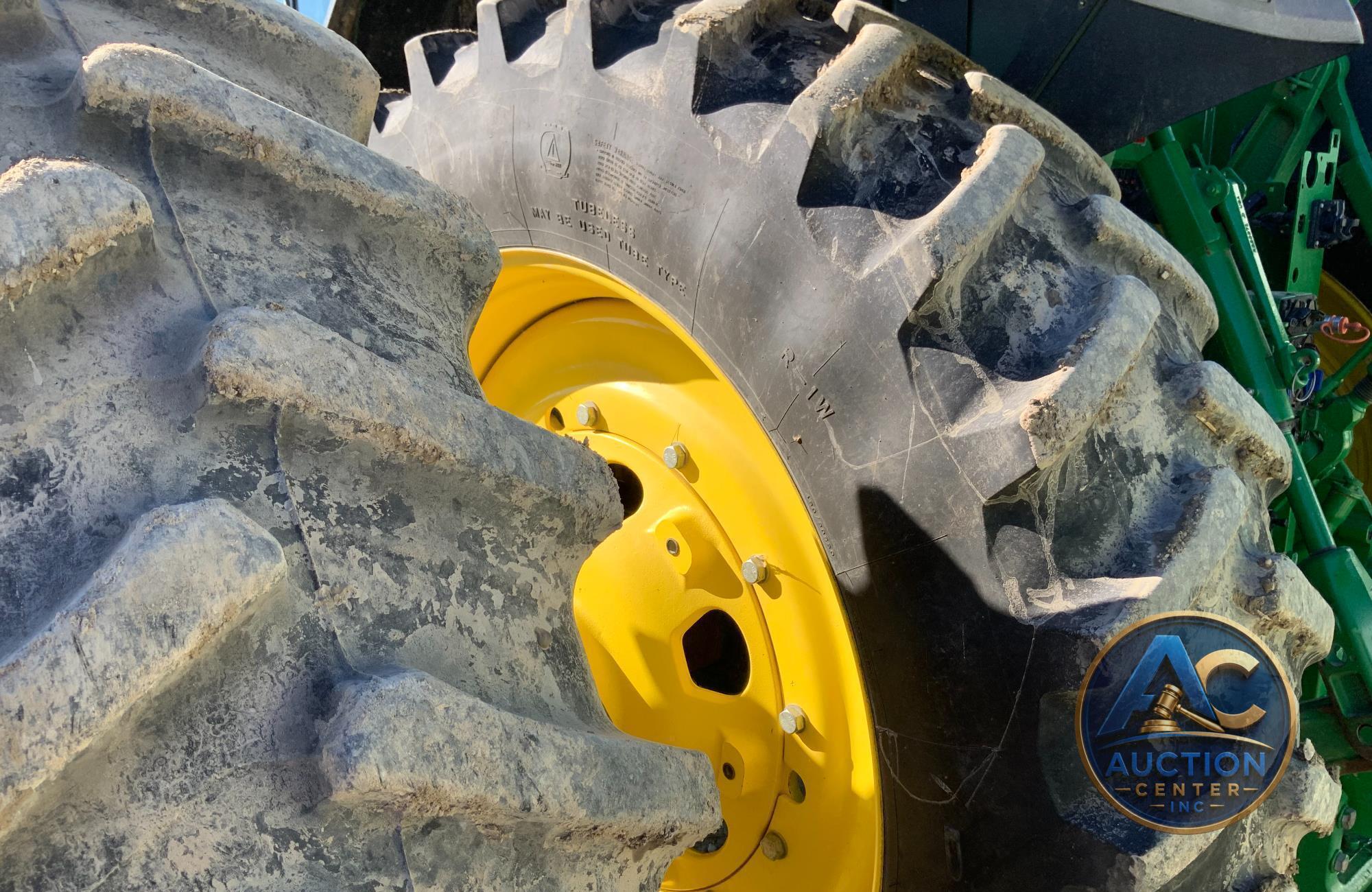 2020 John Deere 8R 250