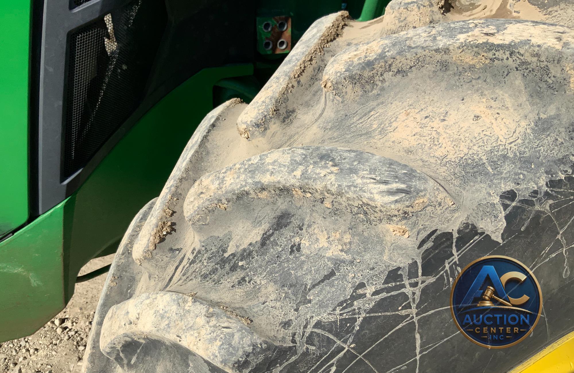 2020 John Deere 8R 250