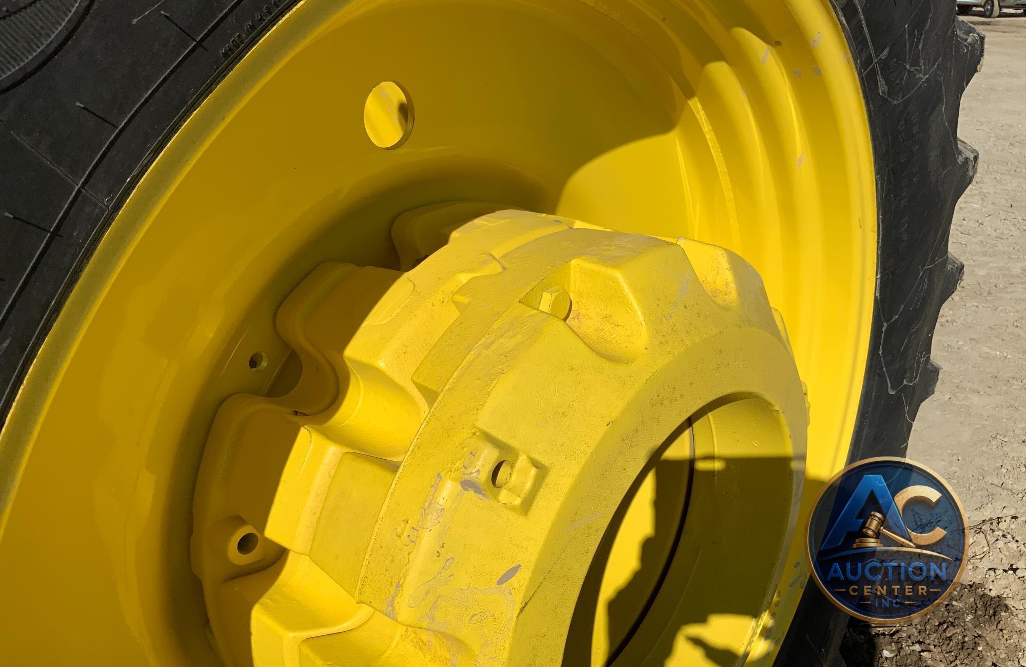 2020 John Deere 8R 250