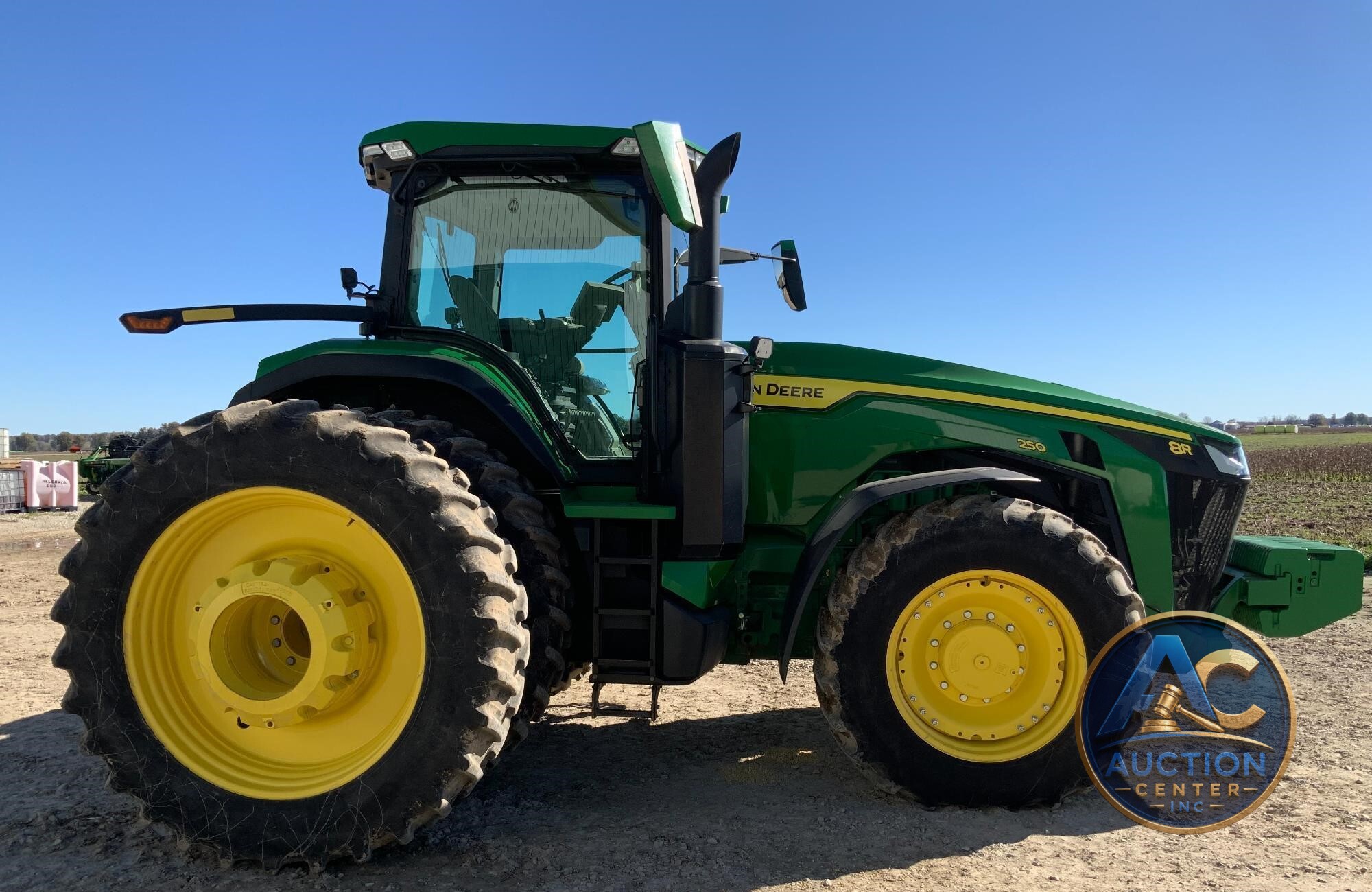 2020 John Deere 8R 250