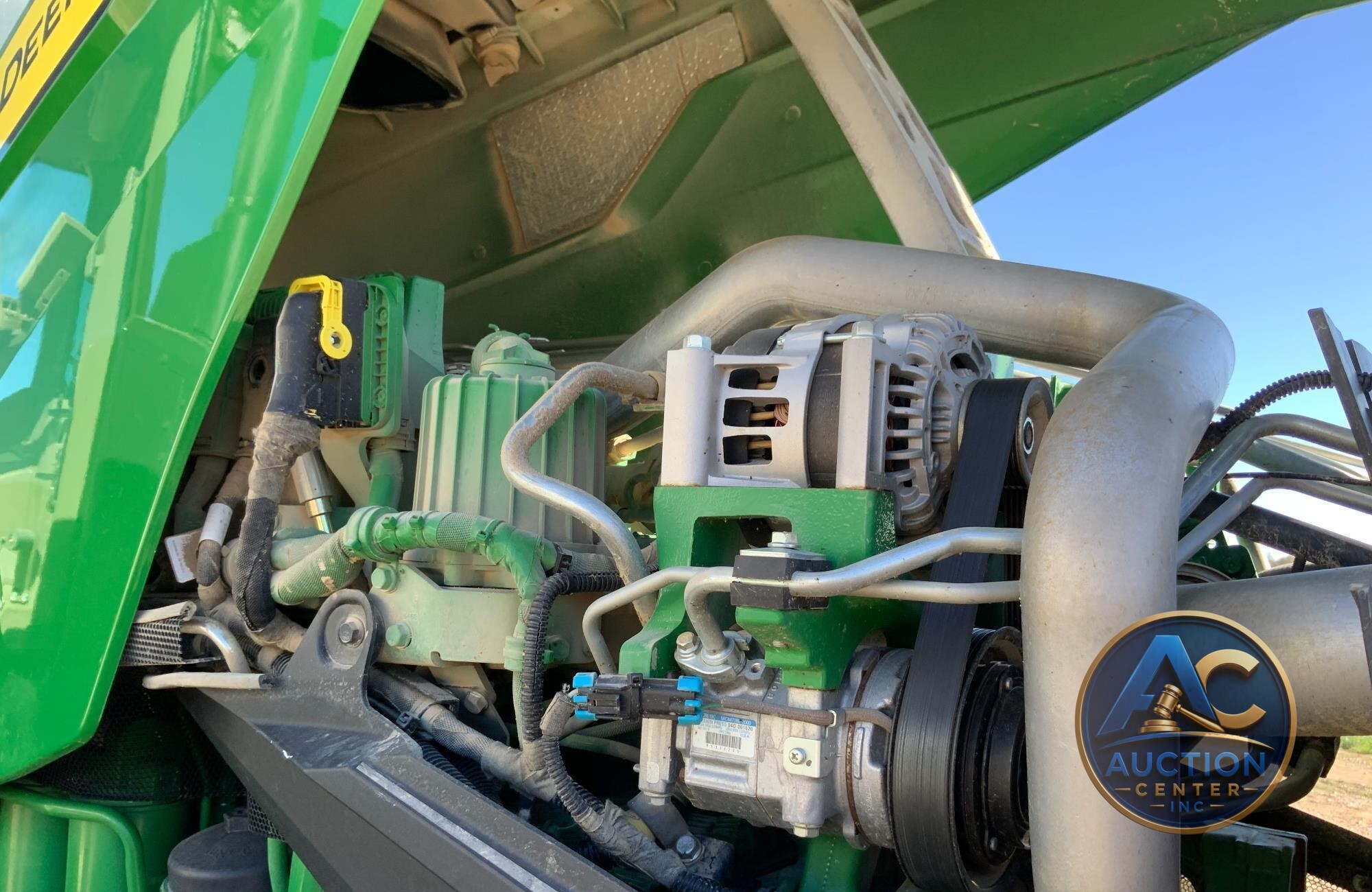 2020 John Deere 8R 250