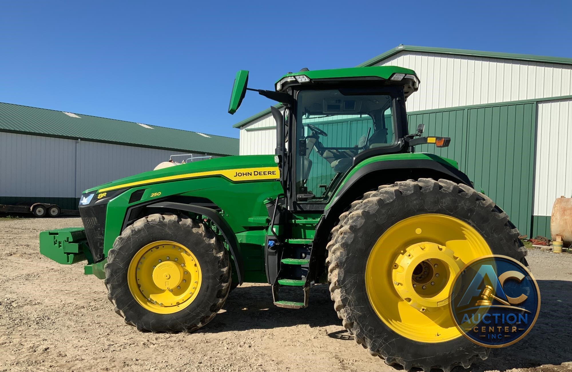 2020 John Deere 8R 250