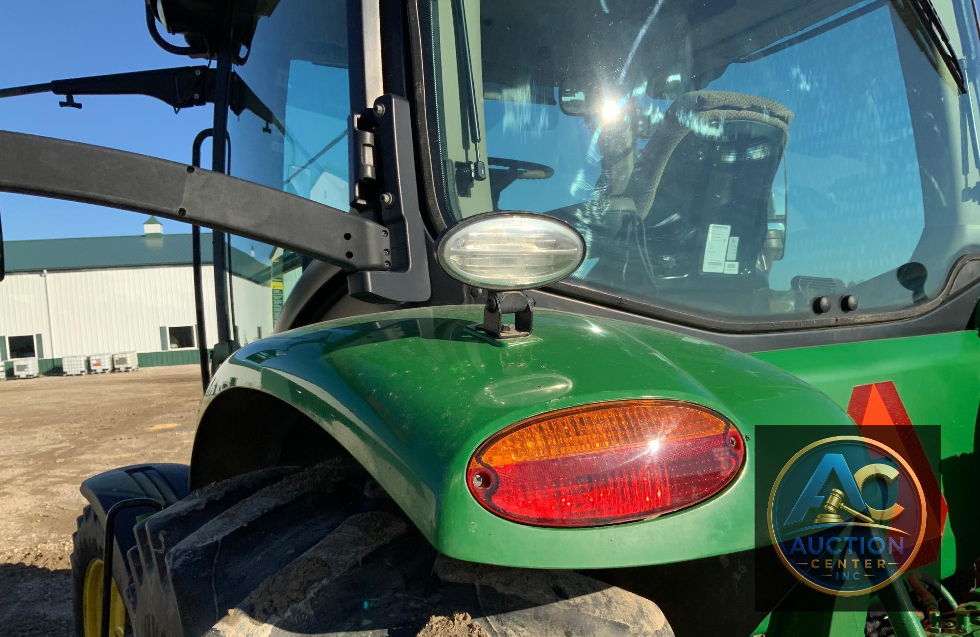 2019 John Deere 8320R