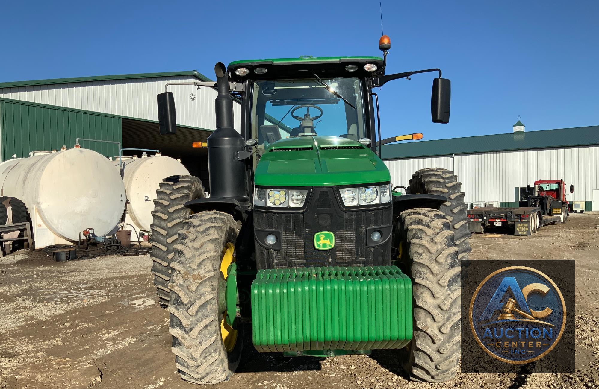2019 John Deere 8320R
