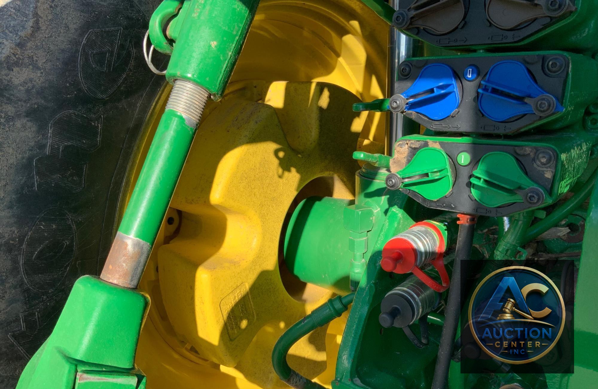 2019 John Deere 8320R