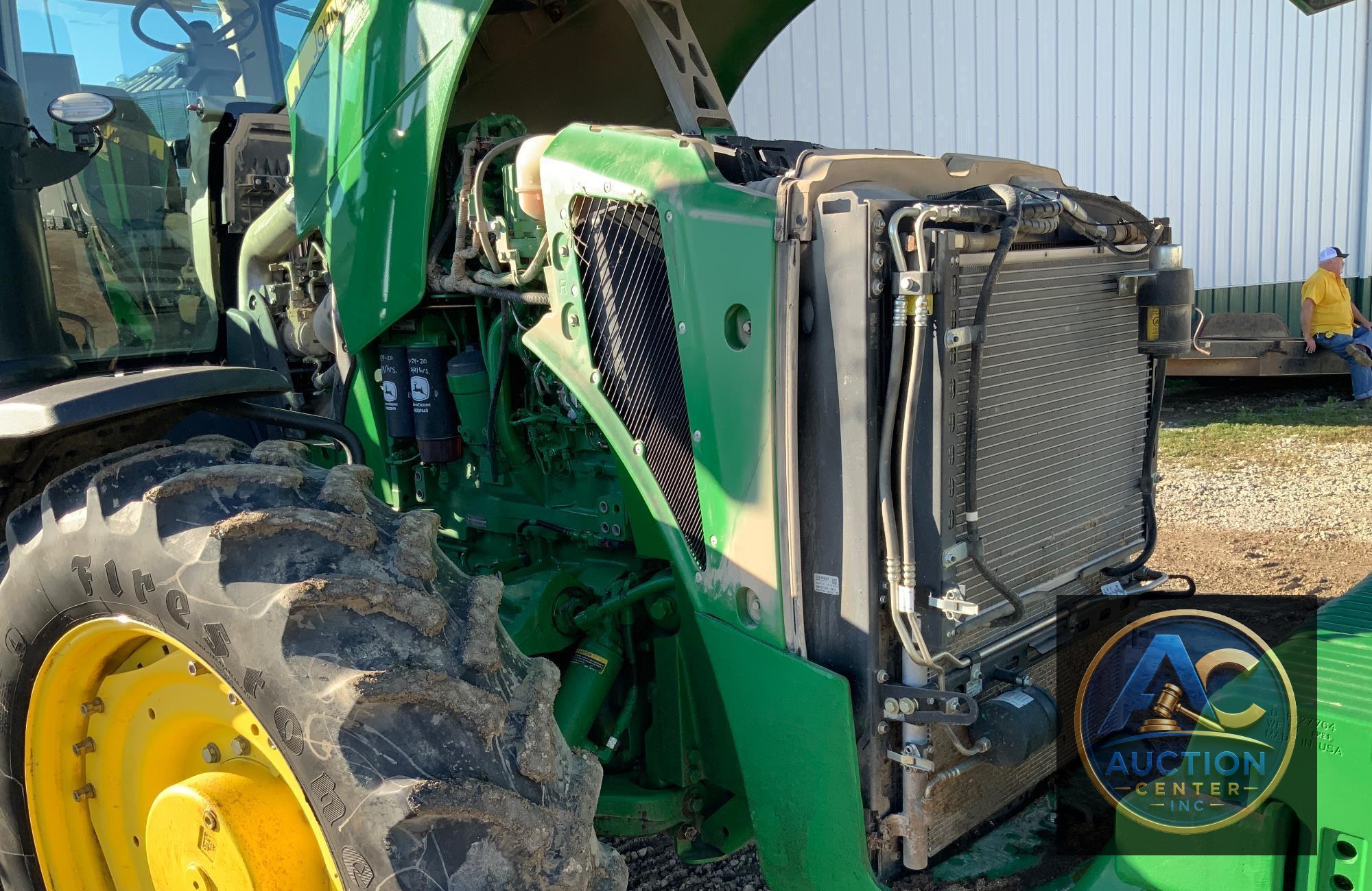 2019 John Deere 8320R