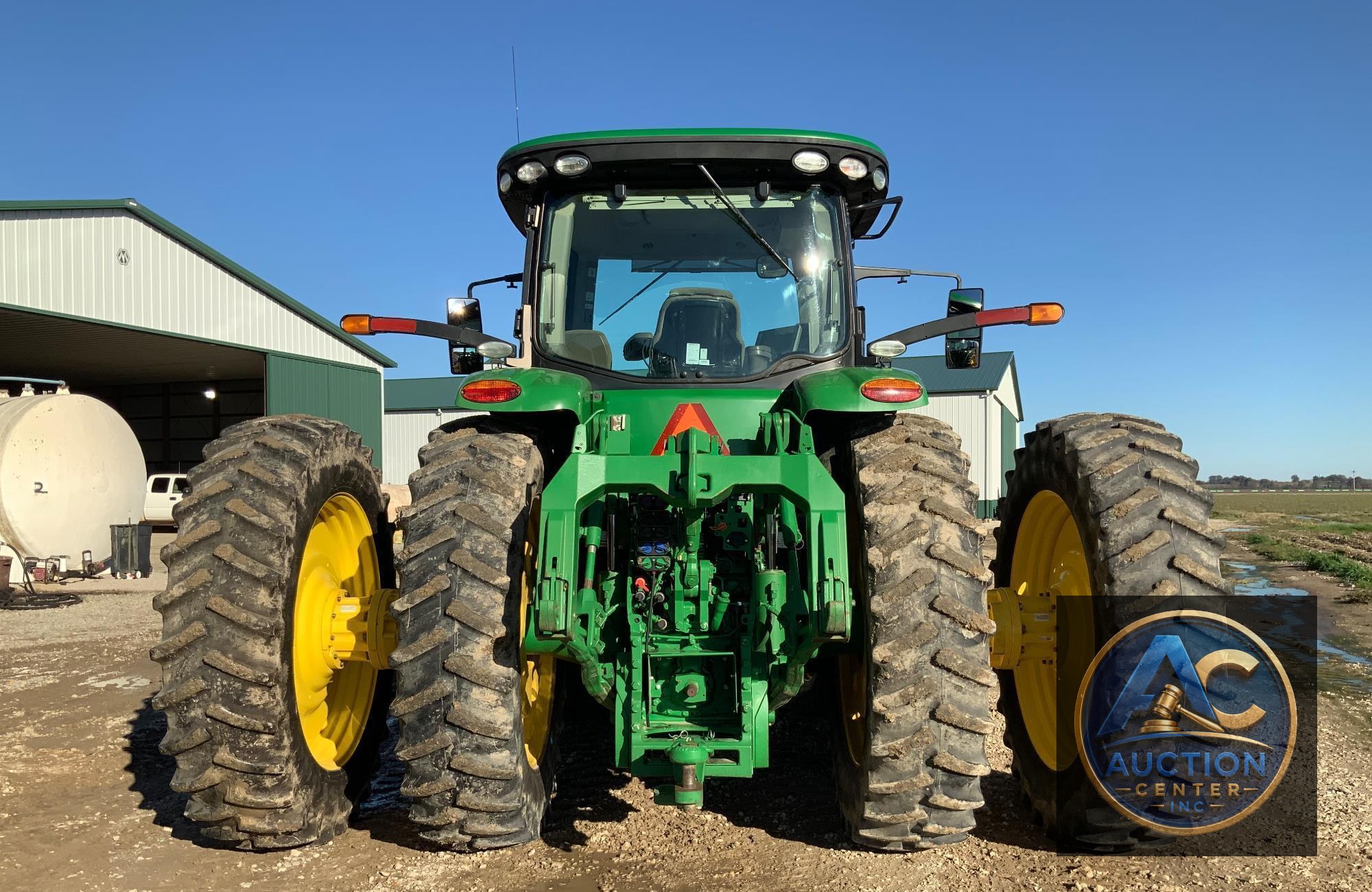 2019 John Deere 8320R