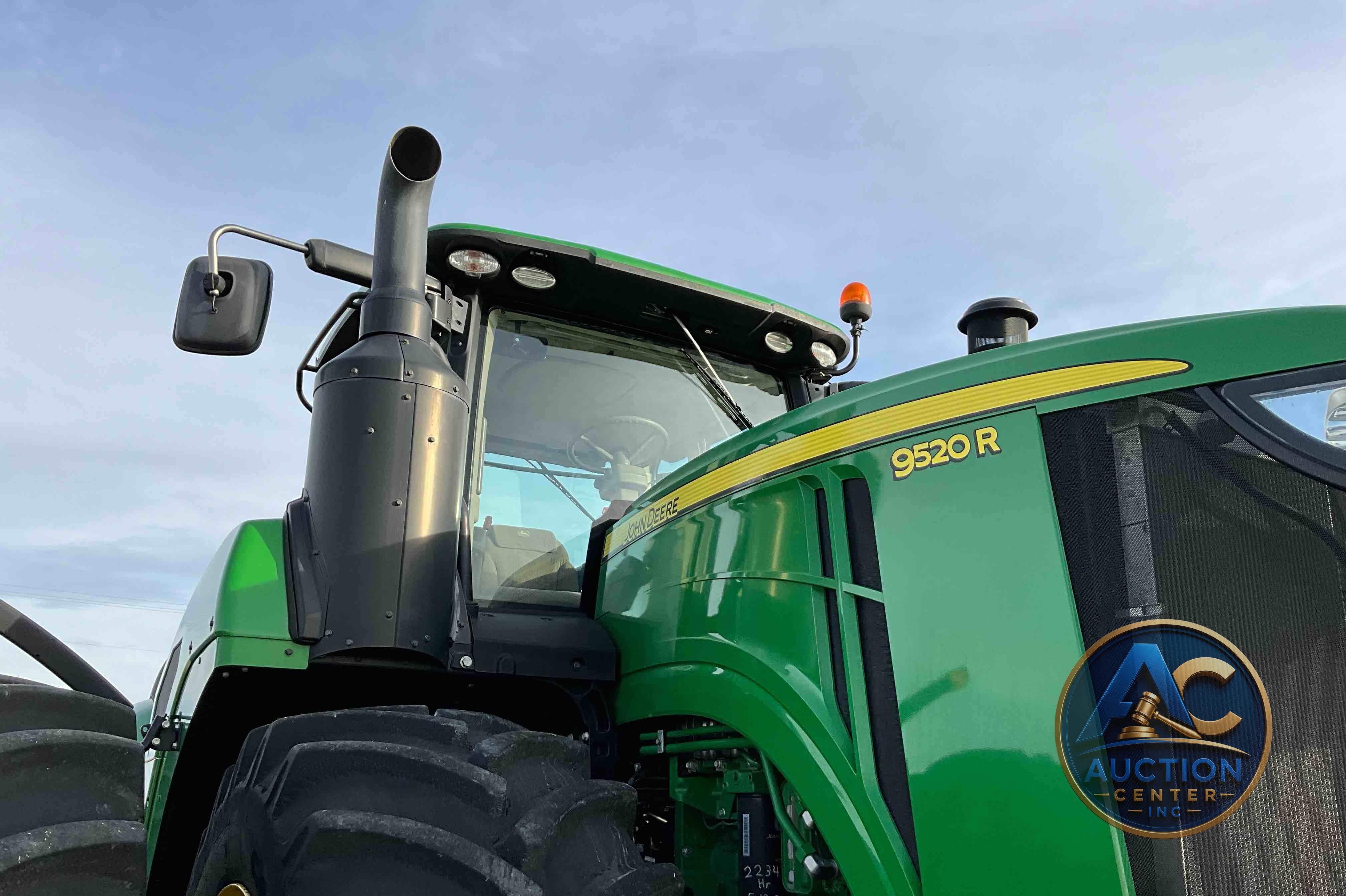 2017 John Deere 9520R